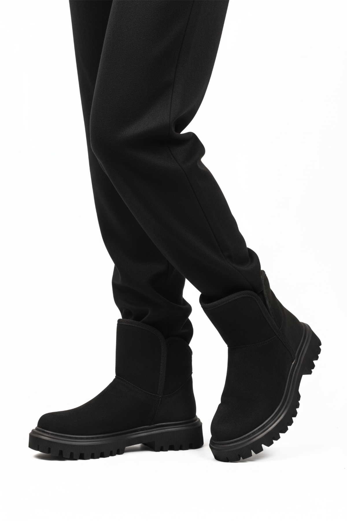 Siyah Süet İçi Kürklü Soğuğa Dirençli Kaymaz Kadın Bot 548038 Z - Görsel 2