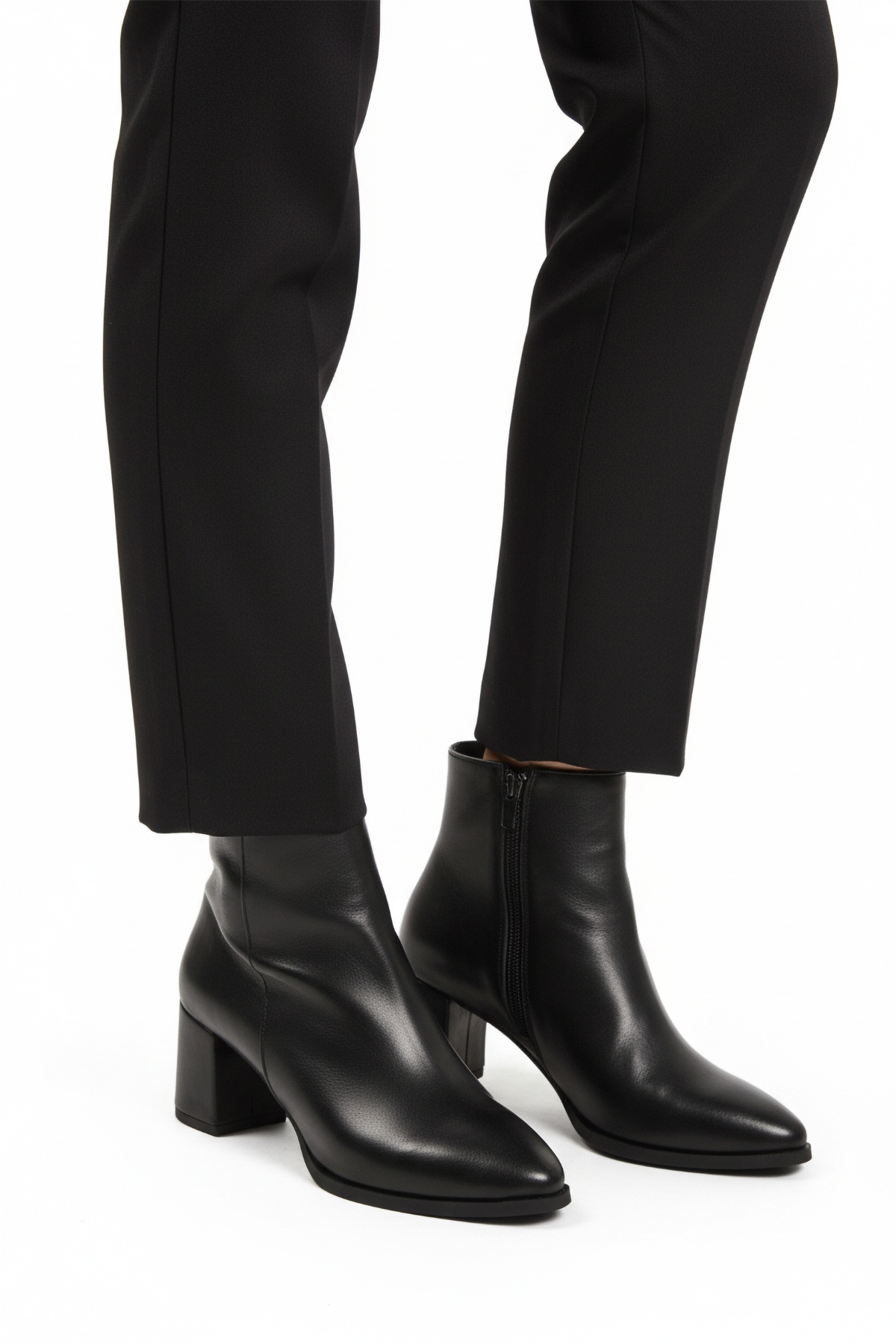 Siyah Cilt Fermuarlı Polarlı Kaymaz Kadın Topuklu Bot 343126 Z - Görsel 2