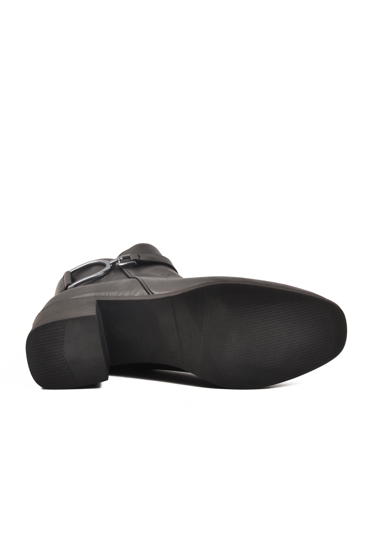 Siyah Cilt Fermuarlı Kaymaz Polarlı Kadın Topuklu Bot 417637 Z - Görsel 6