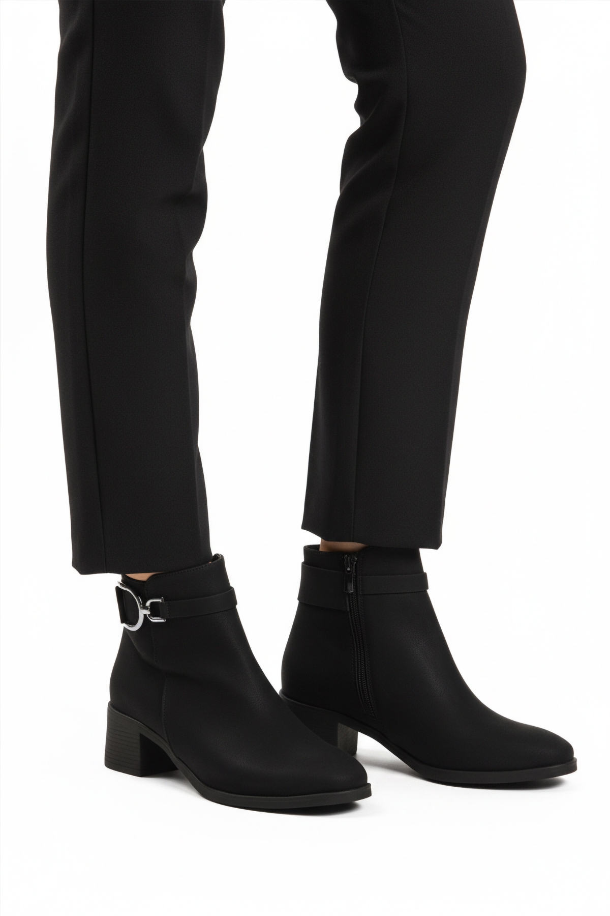 Siyah Zümrüt Fermuarlı Kaymaz Polarlı Kadın Topuklu Bot 417637 Z - Görsel 2