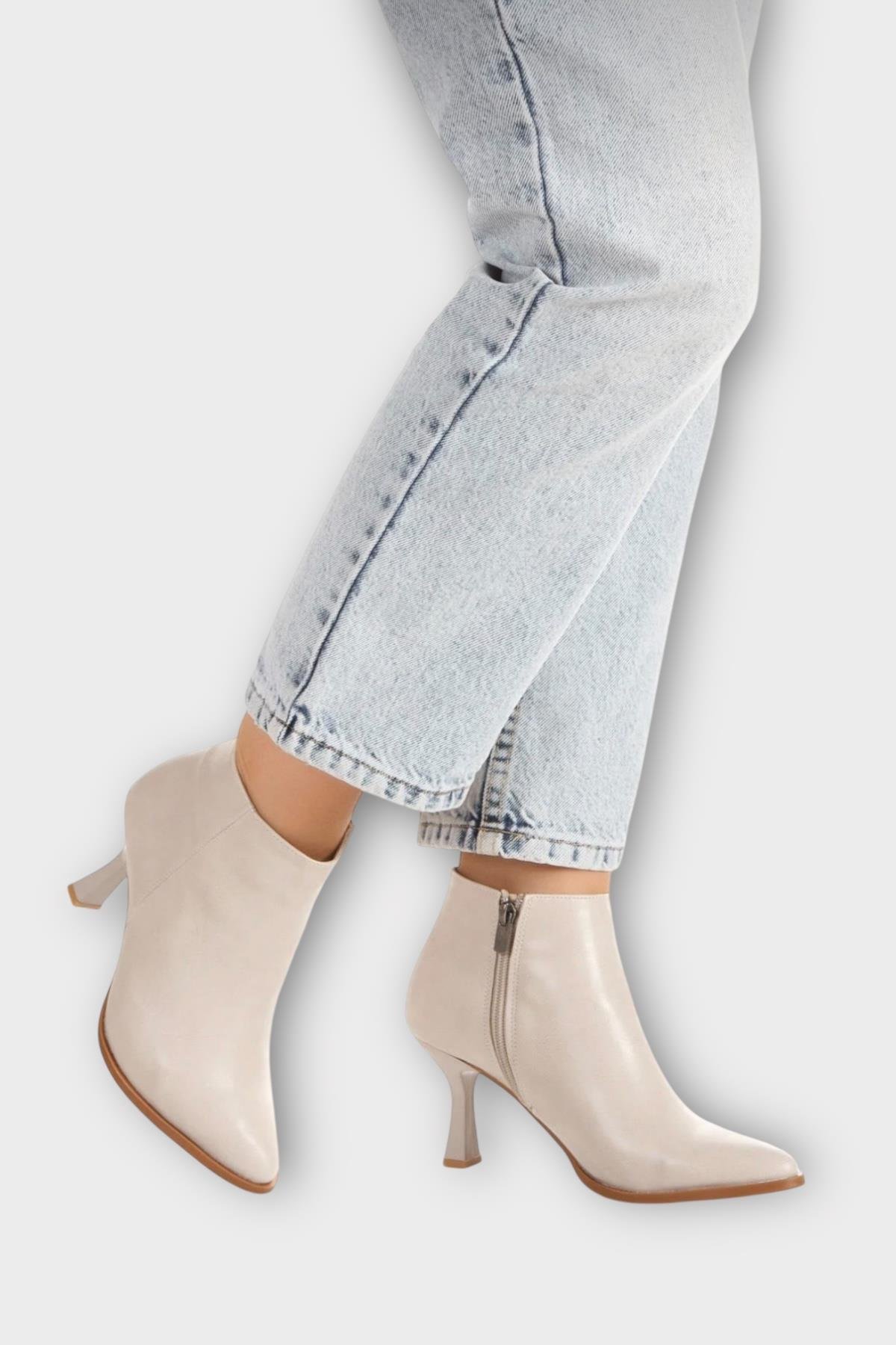 Topuklu Fermuarlı Kadın Bot (8 Cm) BEJ - Görsel 2
