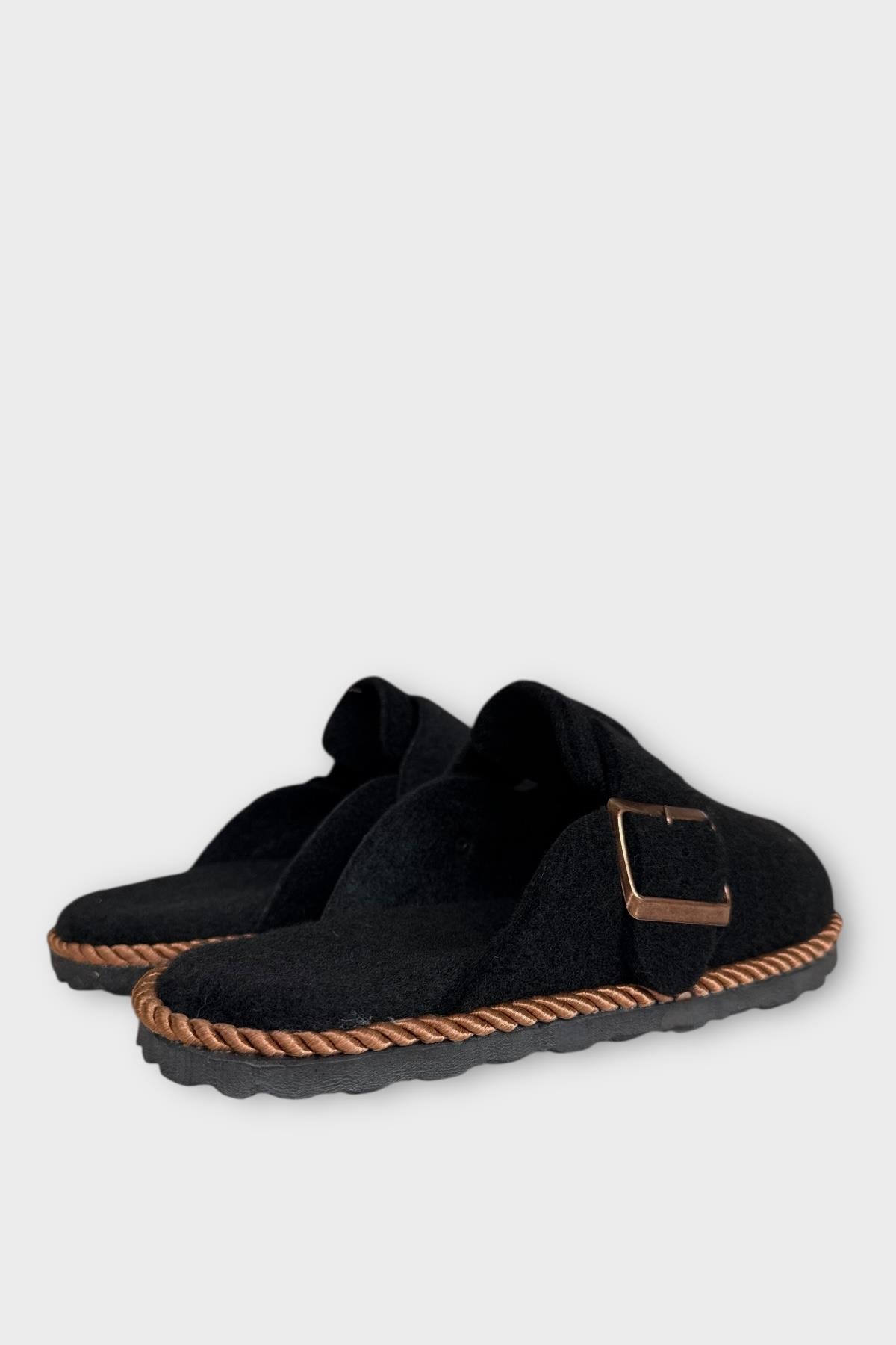 Tokalı Keçe Kumaşlı Ev Terliği SİYAH - Görsel 7