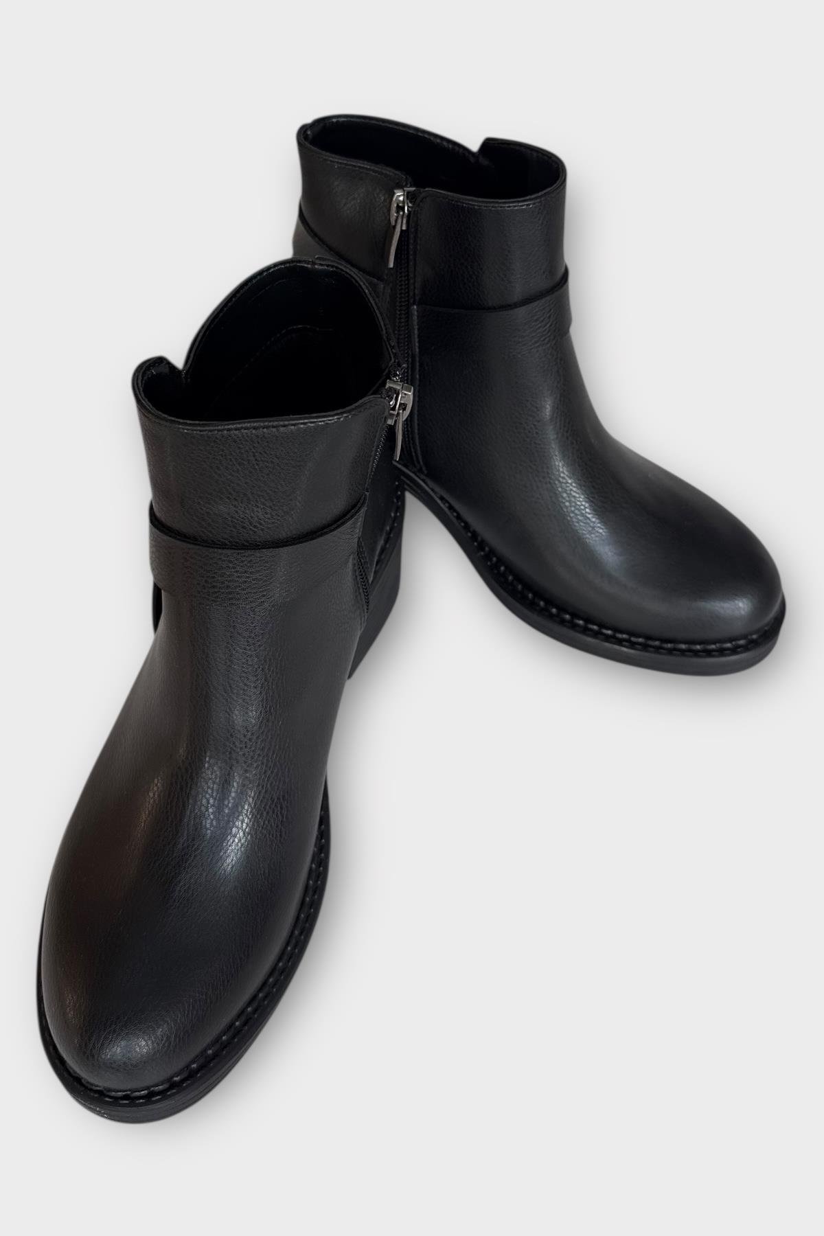 Kadın Toka Detaylı Fermuarlı Kalın Topuk Bot SİYAH - Görsel 5