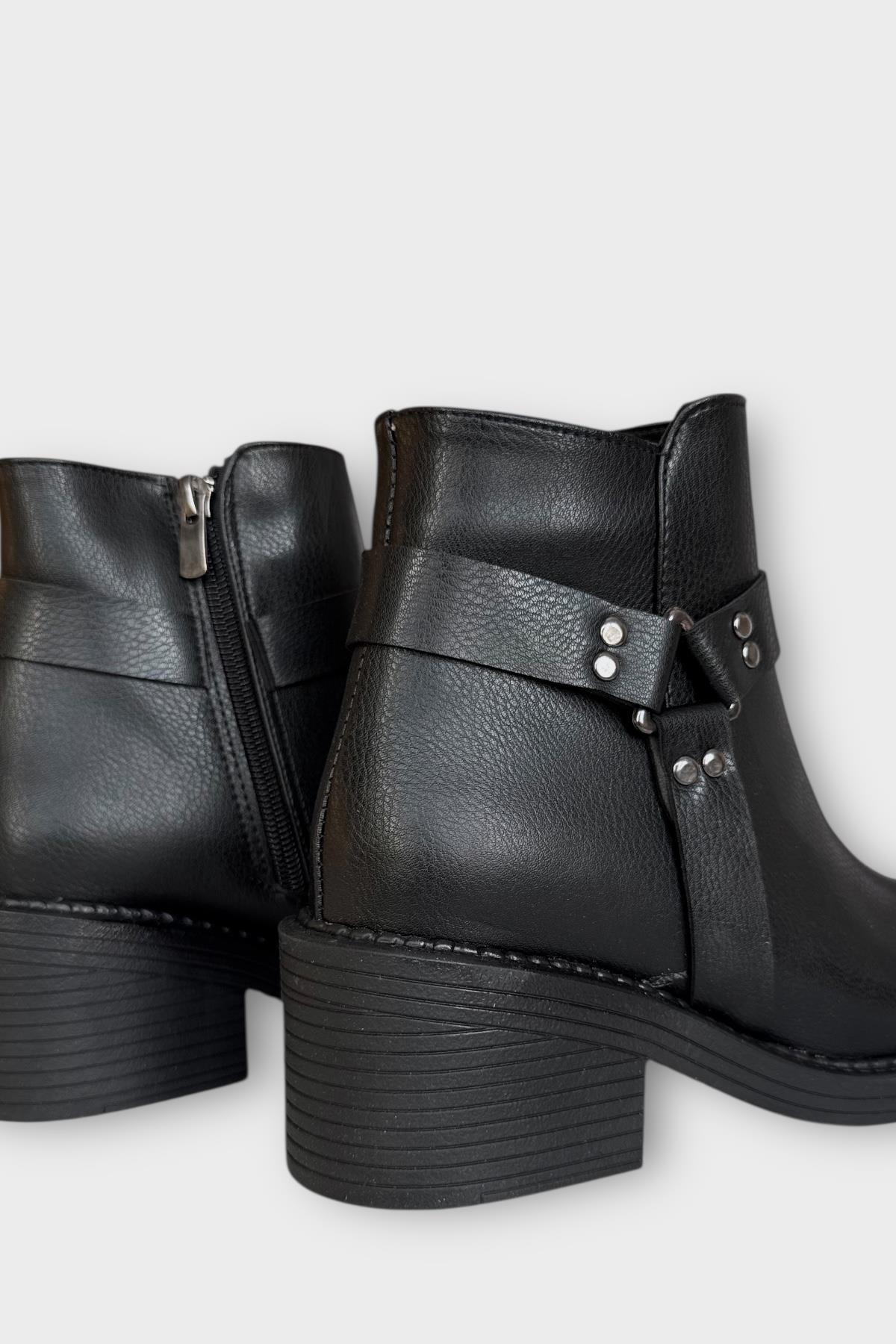 Kadın Toka Detaylı Fermuarlı Kalın Topuk Bot SİYAH - Görsel 6