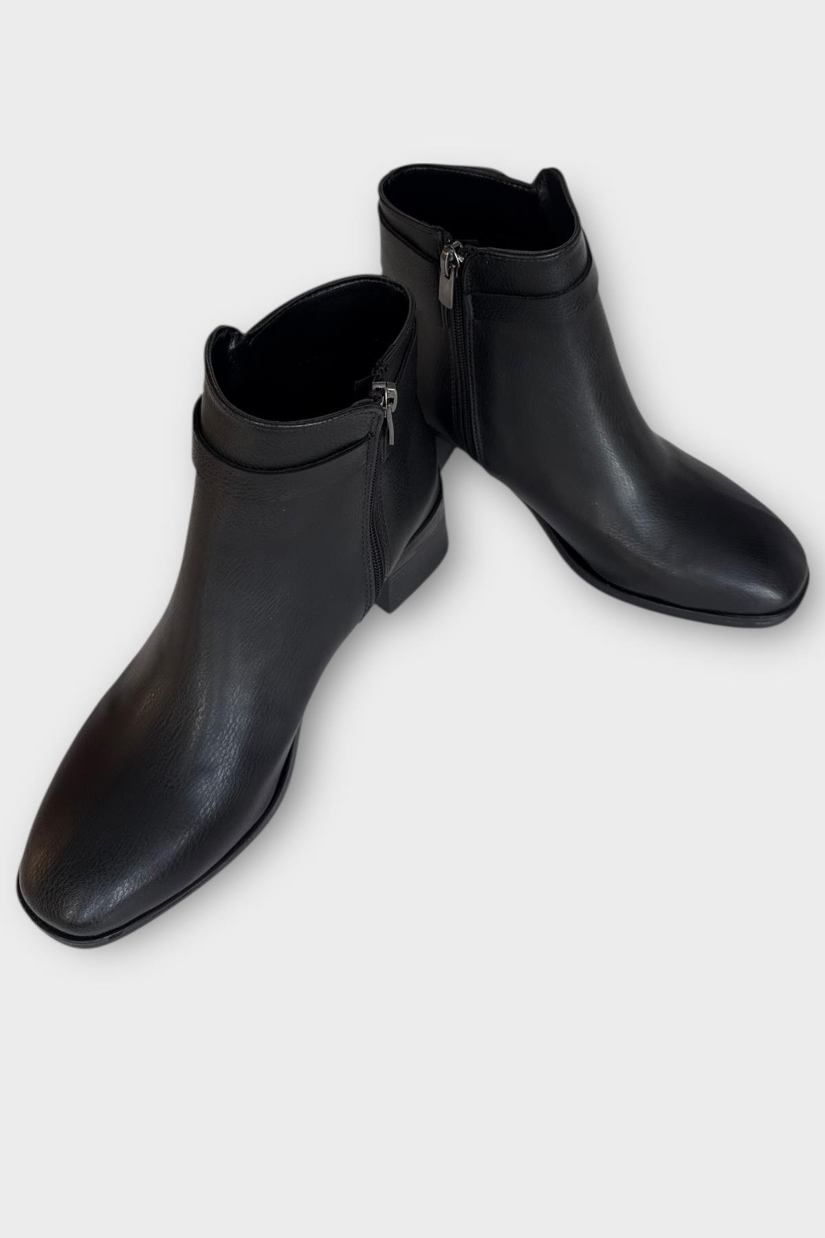 Toka Detaylı Topuklu Fermuarlı Kadın Bot SİYAH - GÜMÜŞ - Görsel 6