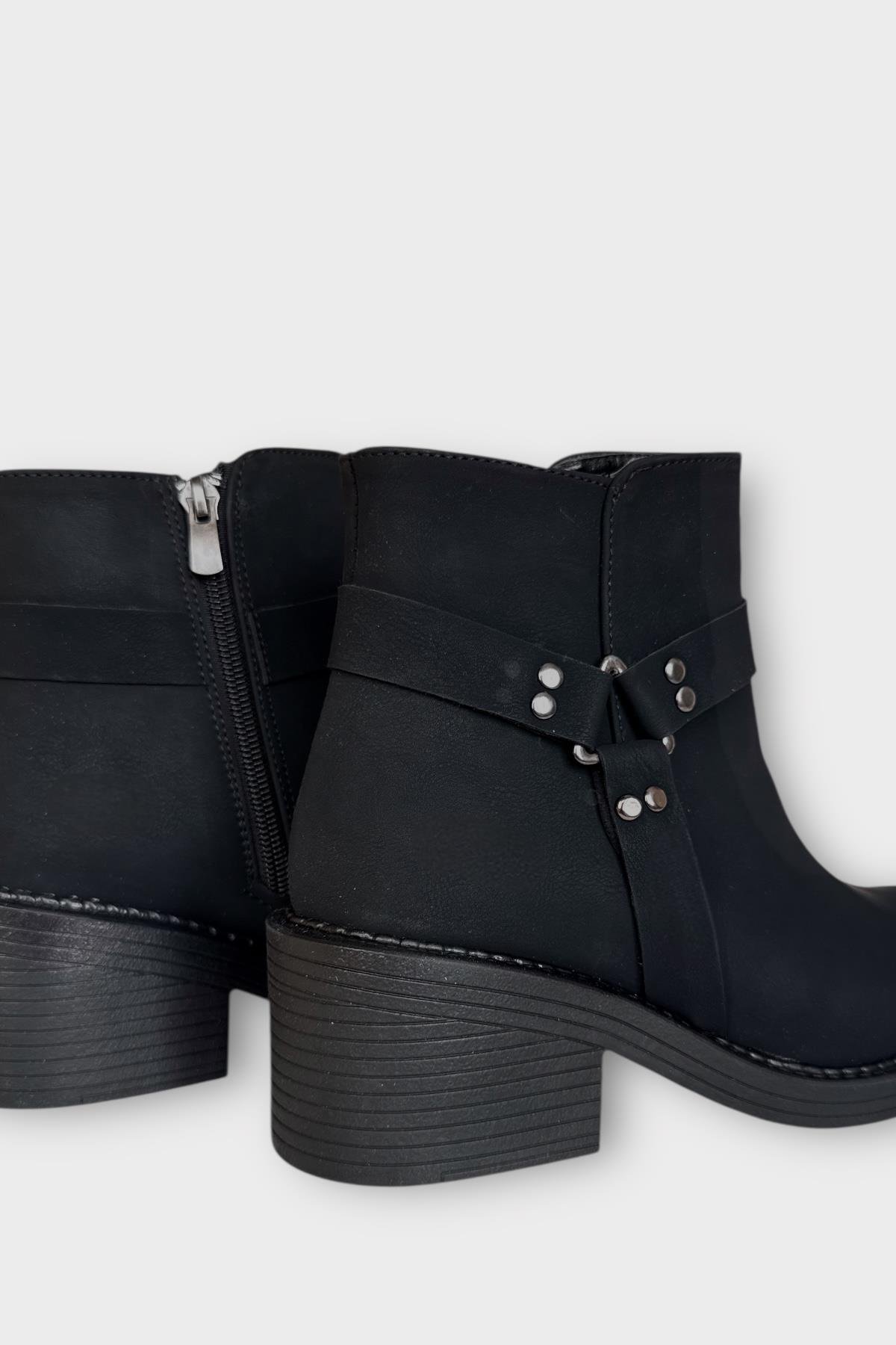 Kadın Toka Detaylı Fermuarlı Kalın Topuk Bot SİYAH - FÜME - Görsel 6