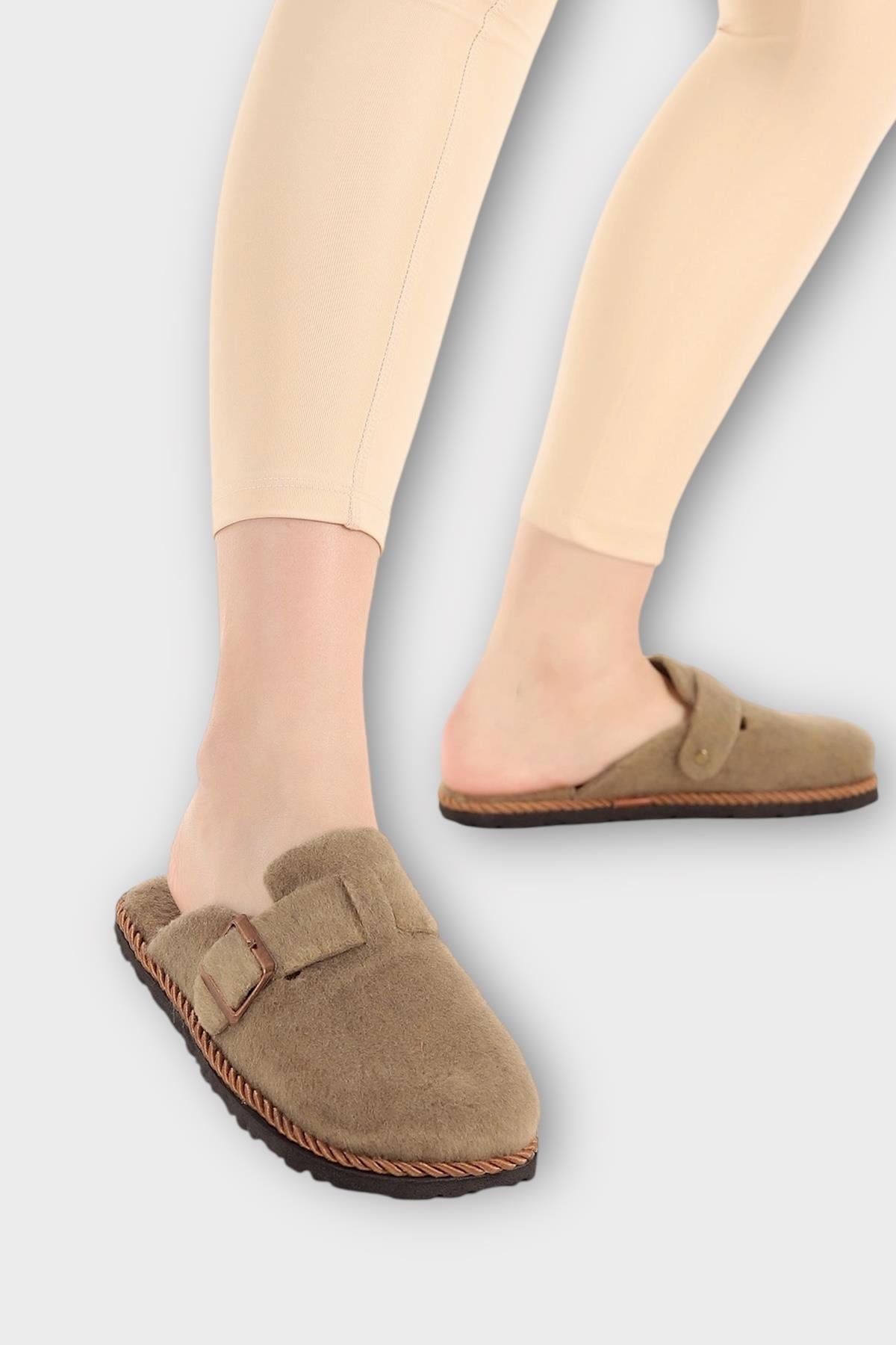 Tokalı Keçe Kumaşlı Ev Terliği HAKİ - Görsel 2