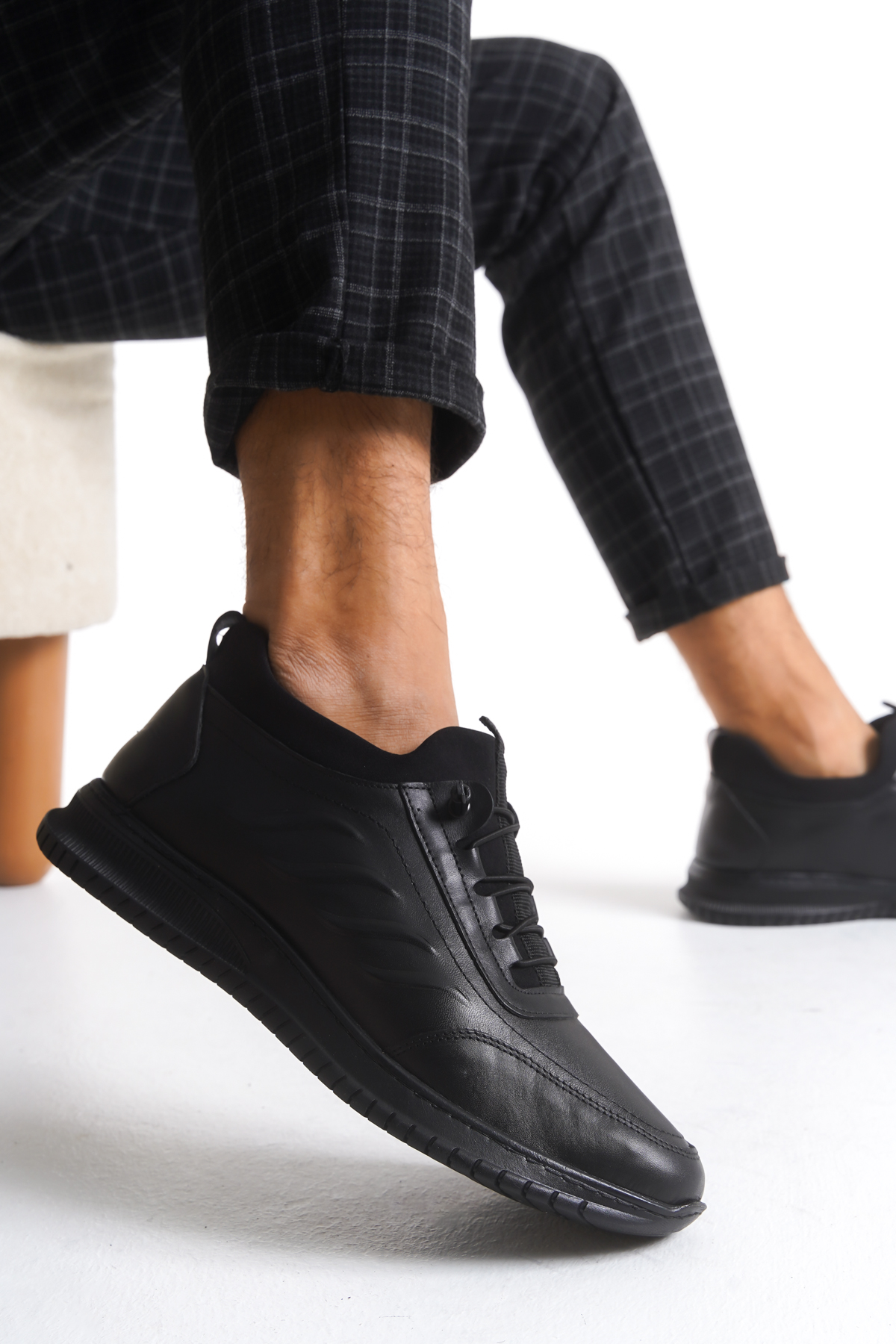 027 Erkek Hakiki Deri Lastikli Ayakkabı Siyah - Görsel 2