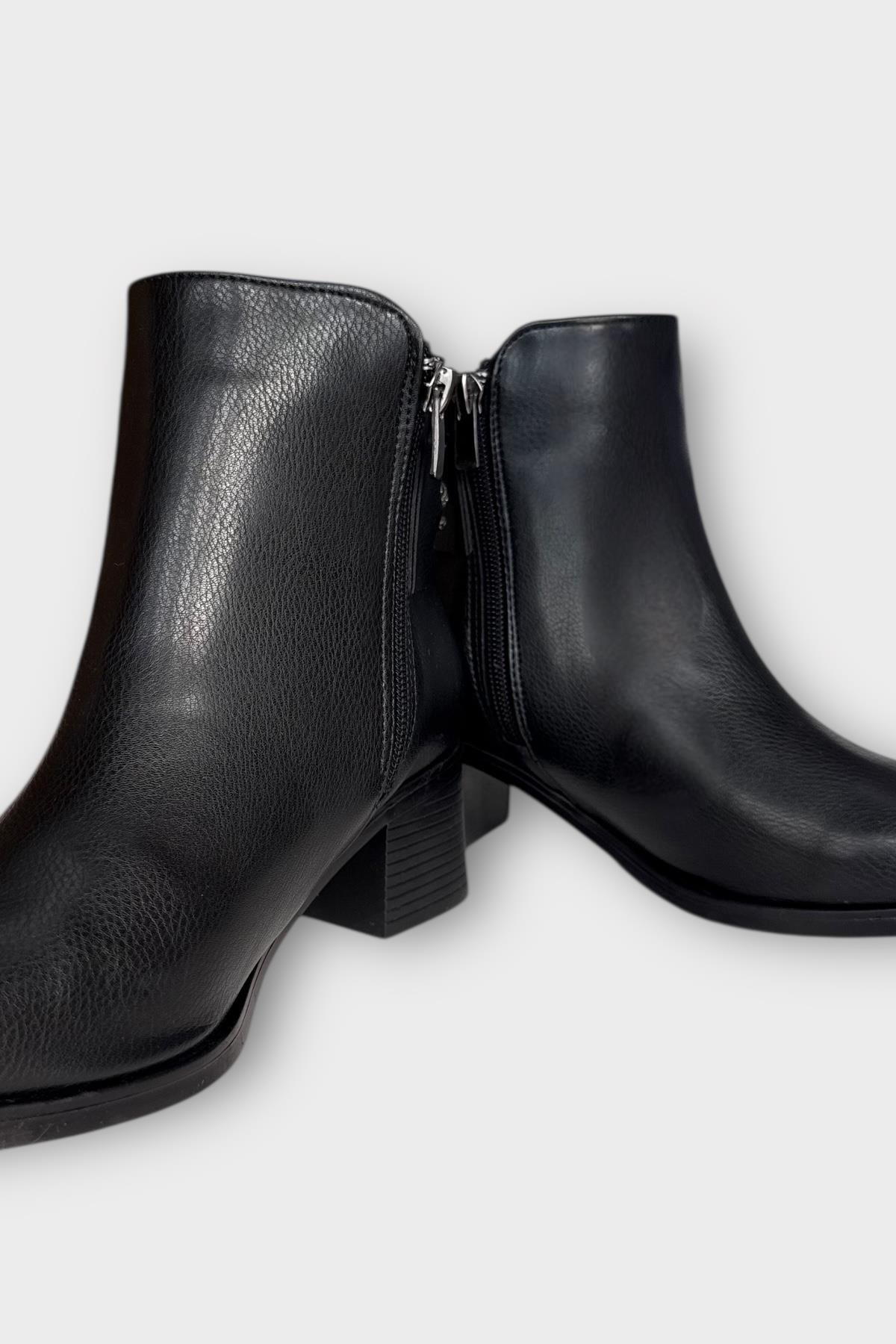 Kadın Taş Zincir Detaylı Topuklu Kadın Bot SİYAH - GÜMÜŞ - Görsel 4