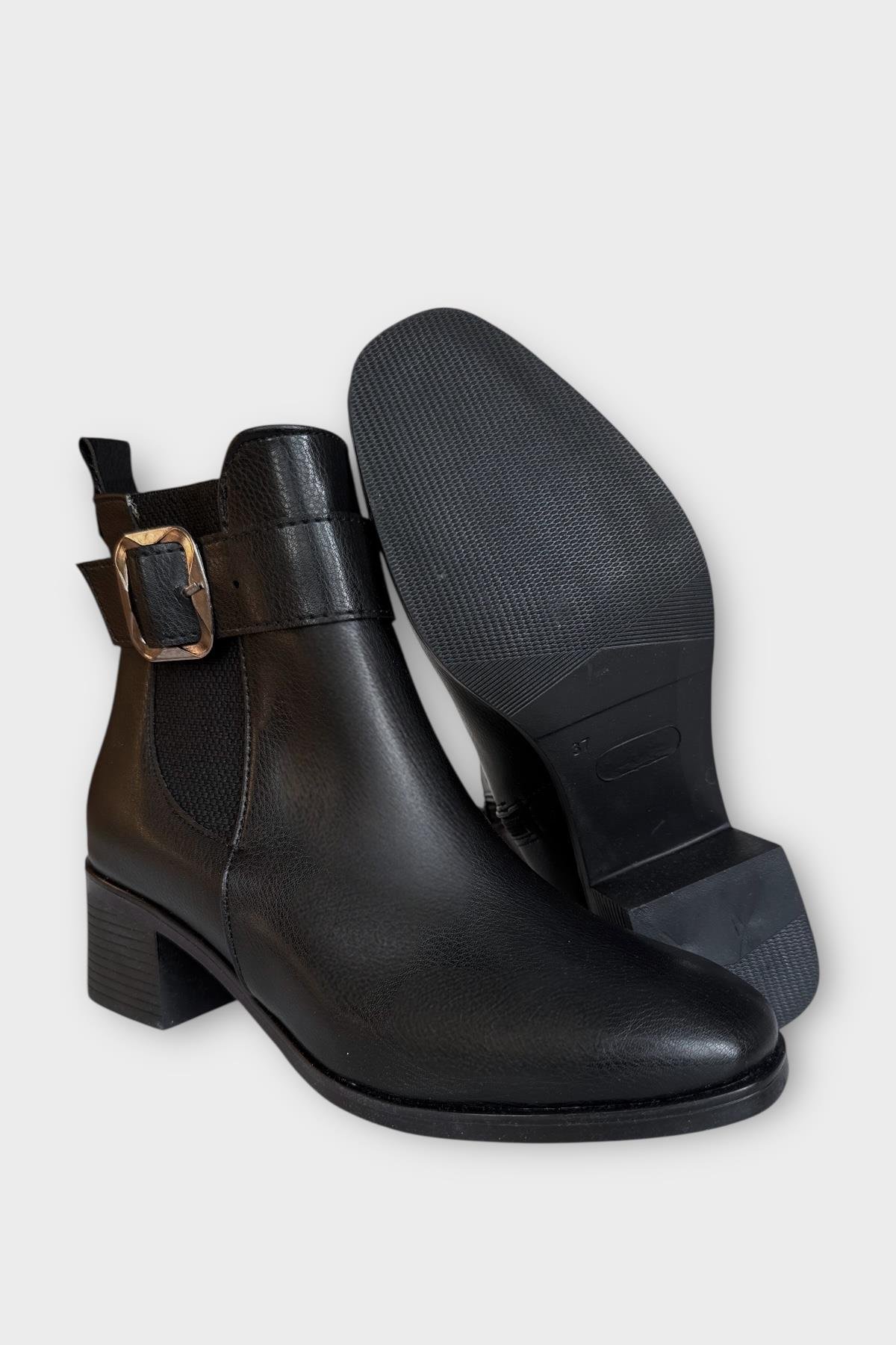 Toka Detaylı Kalın Topuk Sivri Burun Kadın Bot SİYAH - GÜMÜŞ - Görsel 7