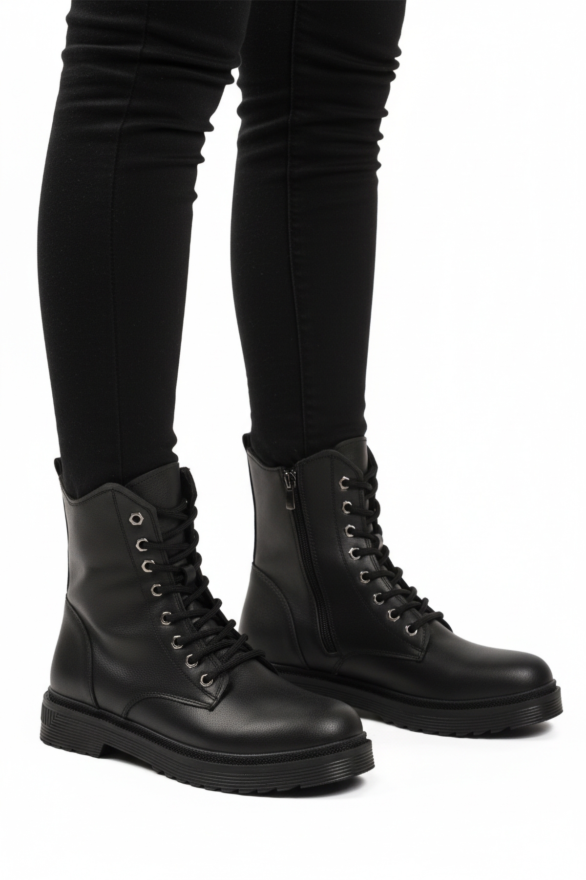 Aspor Siyah Kürklü Bağcıklı Fermuarlı Kadın Worker Bot - Görsel 2