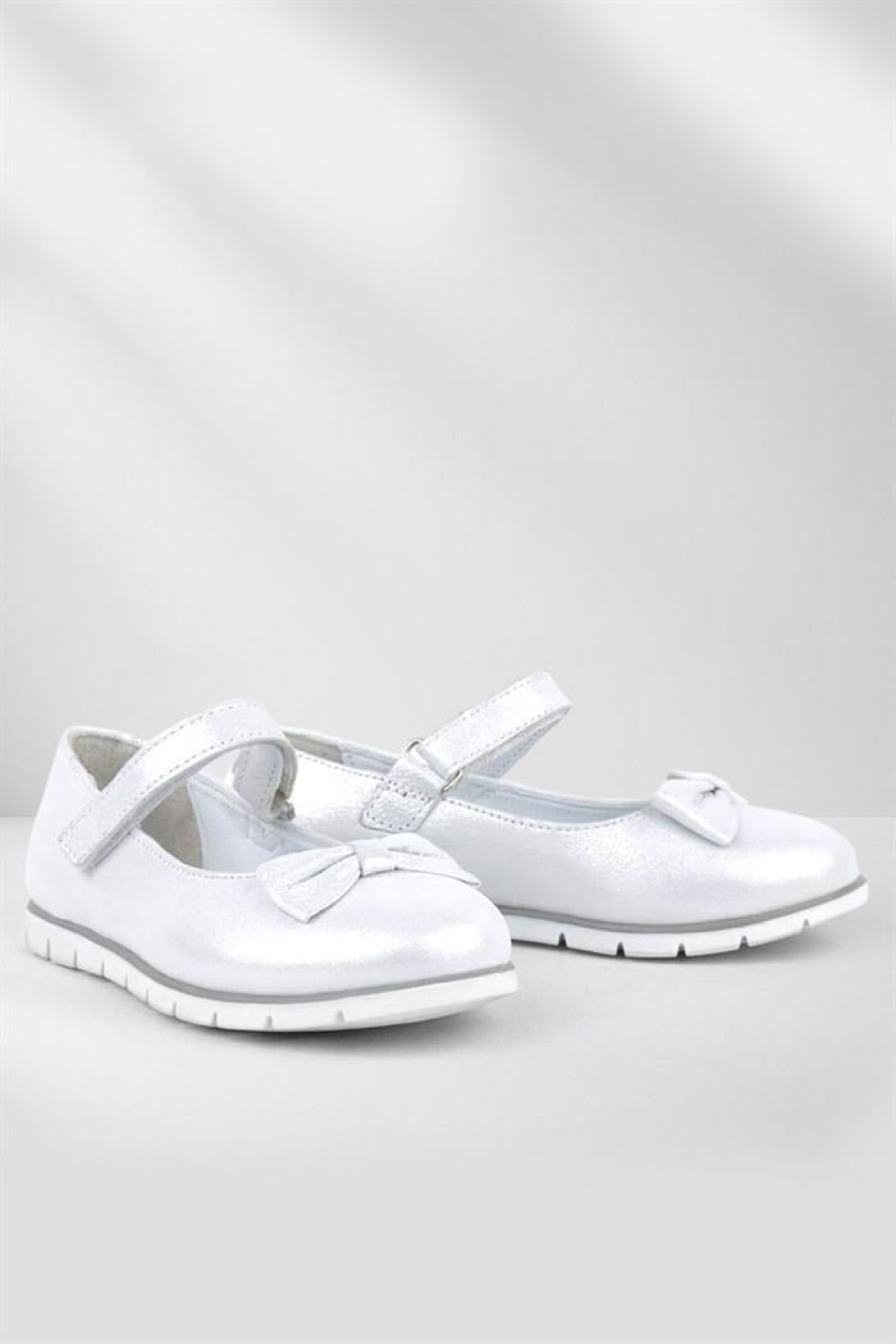 Hakiki Deri Gümüş Cırtlı Kız Çocuk Babet - Görsel 2