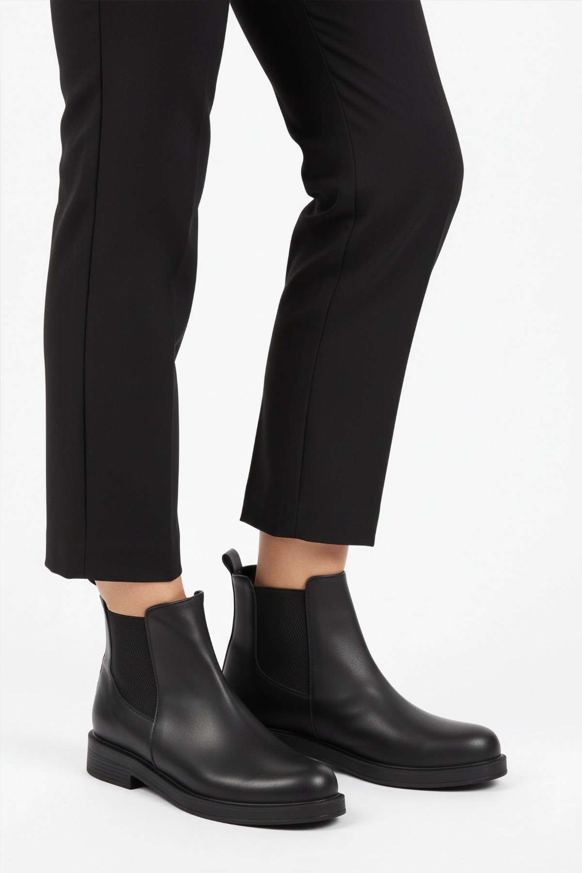 Siyah Cilt Polarlı Kolay Giyilebilir Kaymaz Kadın Chelsea Bot 284097 Z - Görsel 2