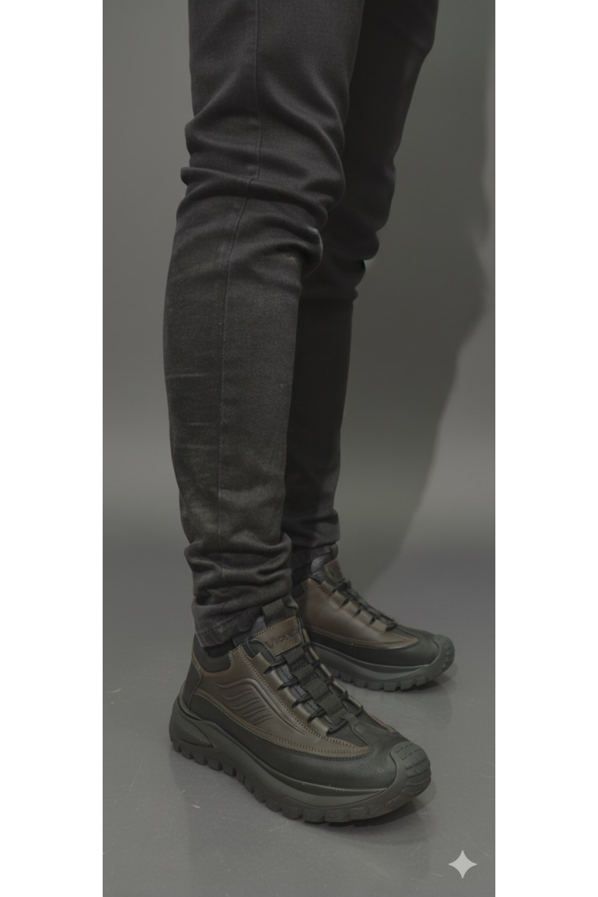 Lastik Bağlı Kanat Baskı Model Kısa Boğazlı Erkek Bot M434 - Görsel 2