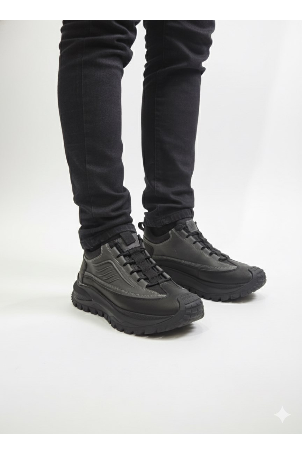 Lastik Bağlı Kanat Baskı Model Kısa Boğazlı Erkek Bot M434 - Görsel 2