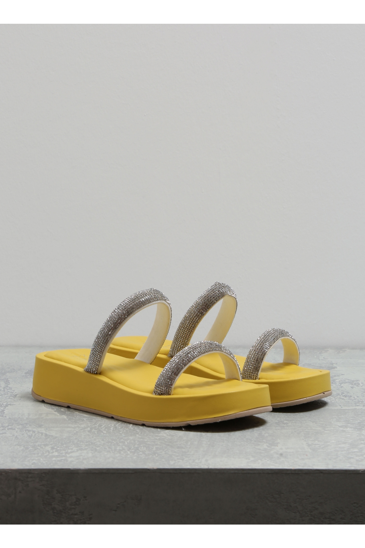 Sarı Kadın Terlik CARRON - Görsel 3