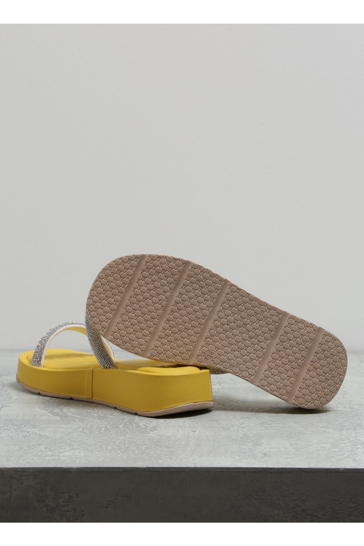 Sarı Kadın Terlik CARRON - Görsel 5