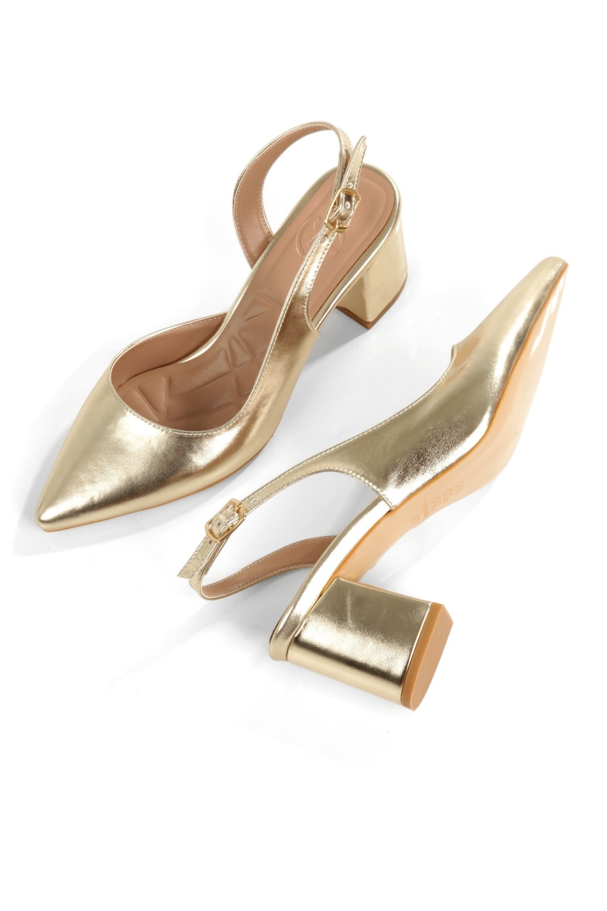 Altın Dore Renk Abiye Ayakkabı Kalın Kısa Topuklu Önü Kapalı Stiletto Verlik - Görsel 2