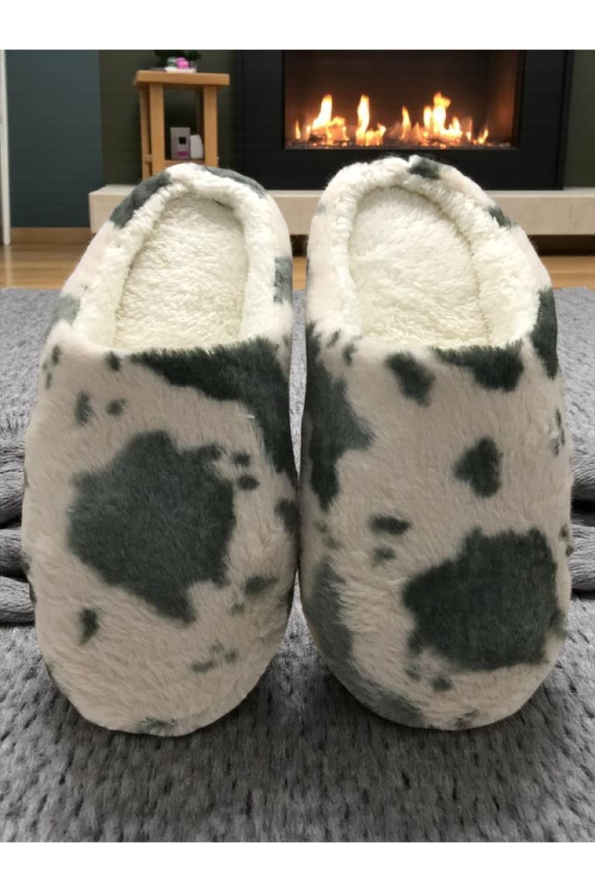 Kadın Tüylü Pofuduk Ev Terliği Ses Yapmayan Yumuşak Rahat Kauçuk Taban İçi Yünlü Kışlık Terlik - Görsel 3