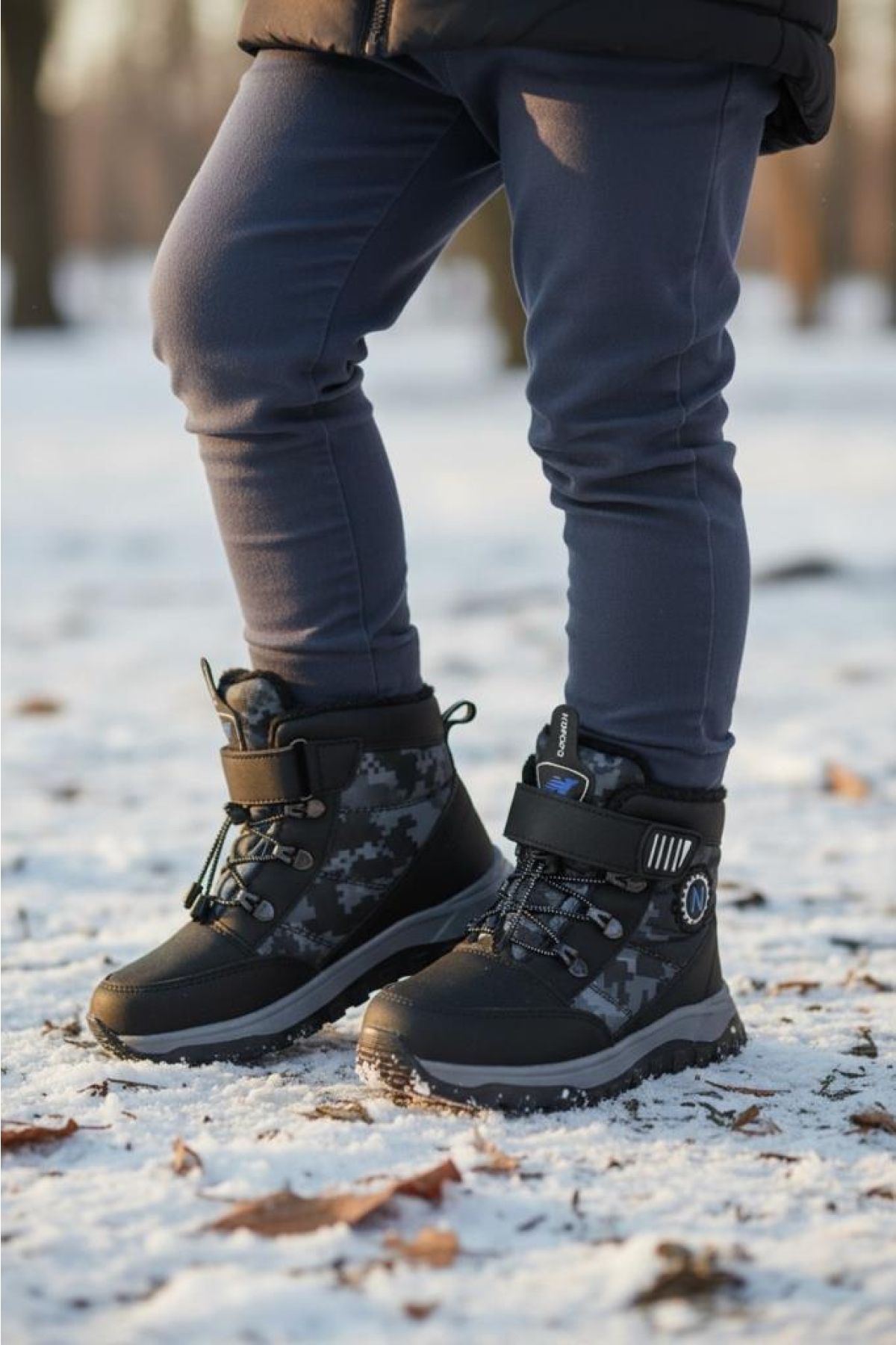 Erkek Çocuk Suya Soğuk Havaya Dayanıklı Cırtlı İçi Kürklü Siyah Kar Botu - Görsel 5