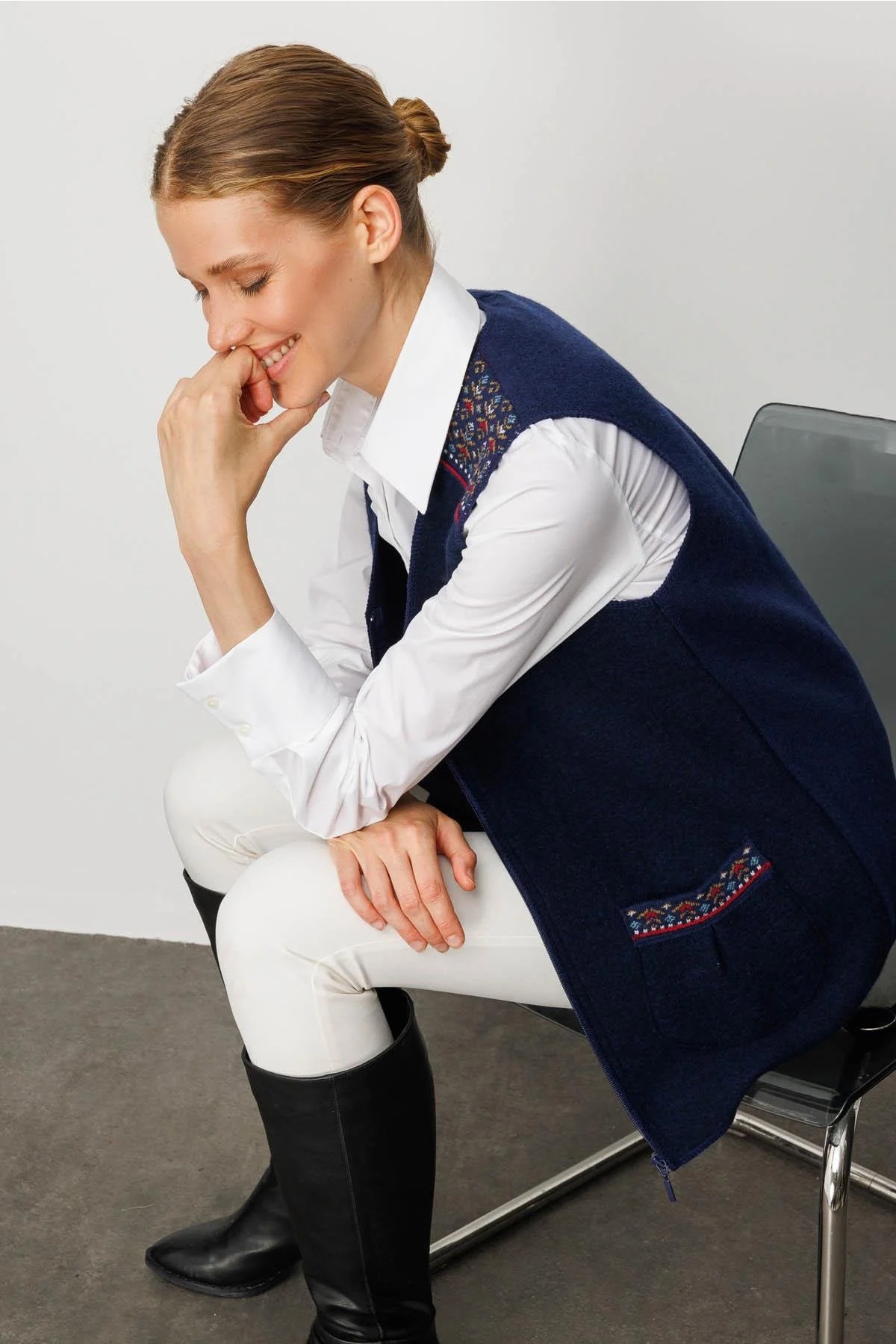 Desen TrikoKadın V Yaka Önü Keçe Fermuarlı Kısa Yün Yelek 25017 Y.A. Lacivert