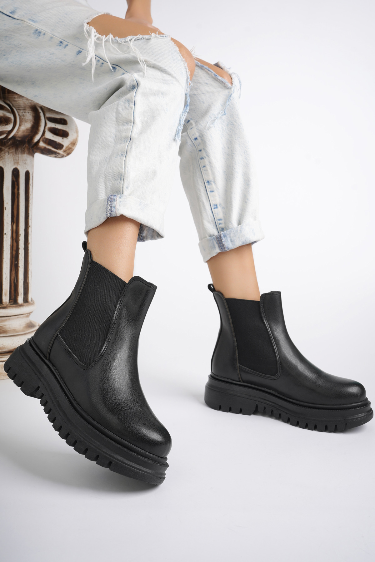 Su Geçirmez İçi Kürklü Yüksek Taban Yanlar Lastikli Çok Hafif Taban Garantili Kı Siyah - Görsel 3