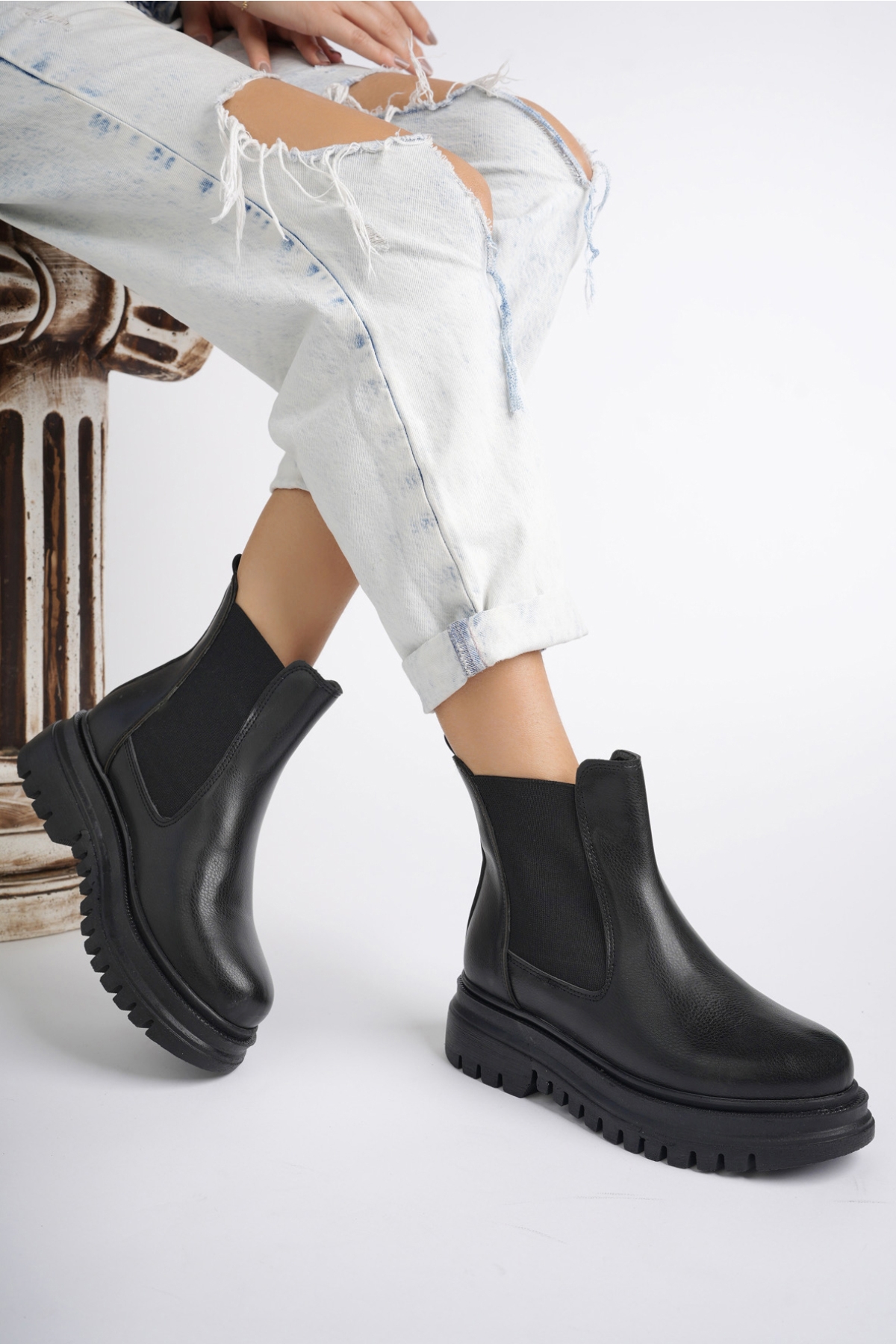 Su Geçirmez İçi Kürklü Yüksek Taban Yanlar Lastikli Çok Hafif Taban Garantili Kı Siyah - Görsel 4