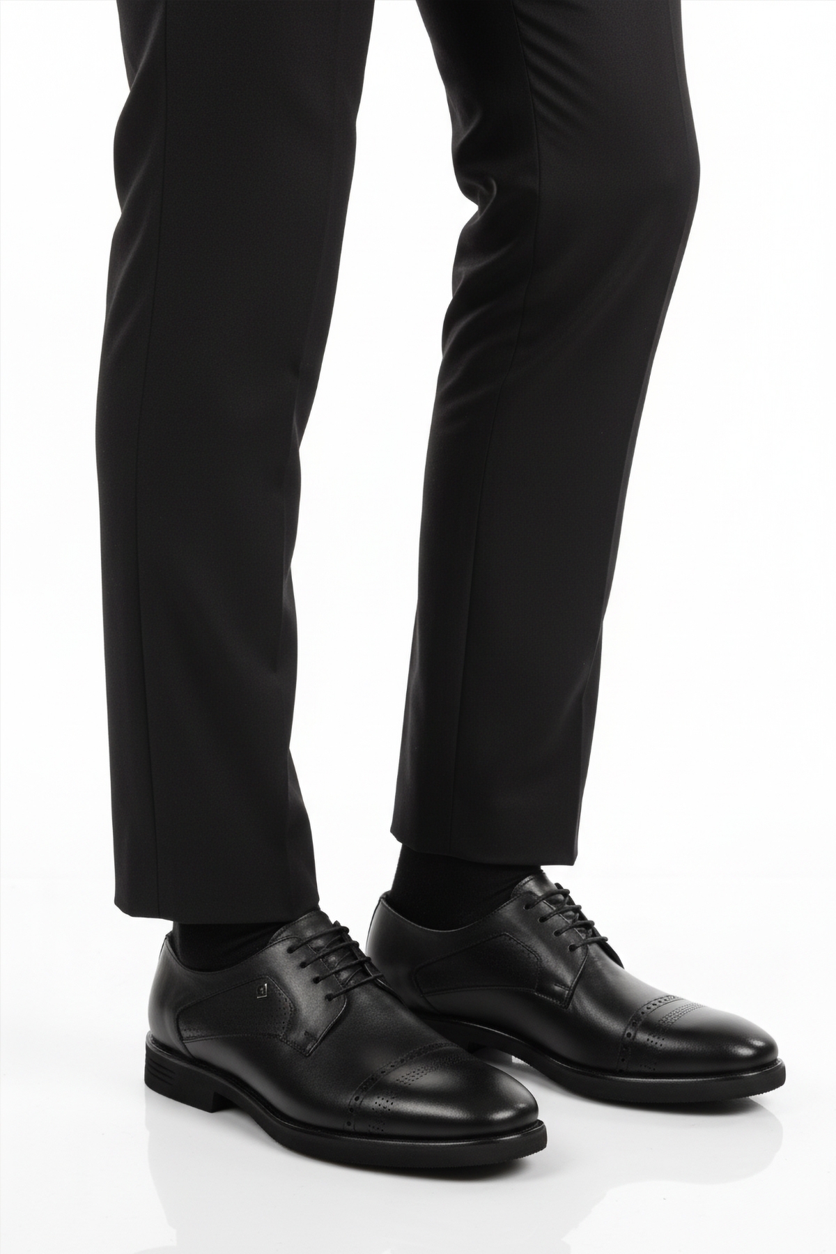 Siyah Hakiki Deri Bağcıklı Erkek Klasik Ayakkabı 3255 M - Görsel 2