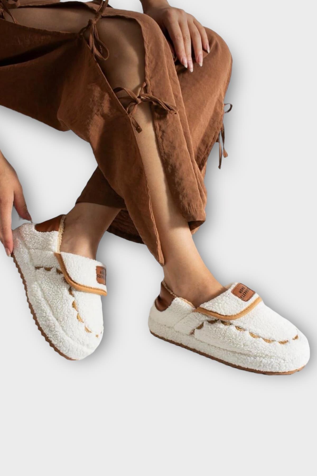 Pofuduk Ses Yapmaz Eva Taban Kadın Panduf BEYAZ - Görsel 4