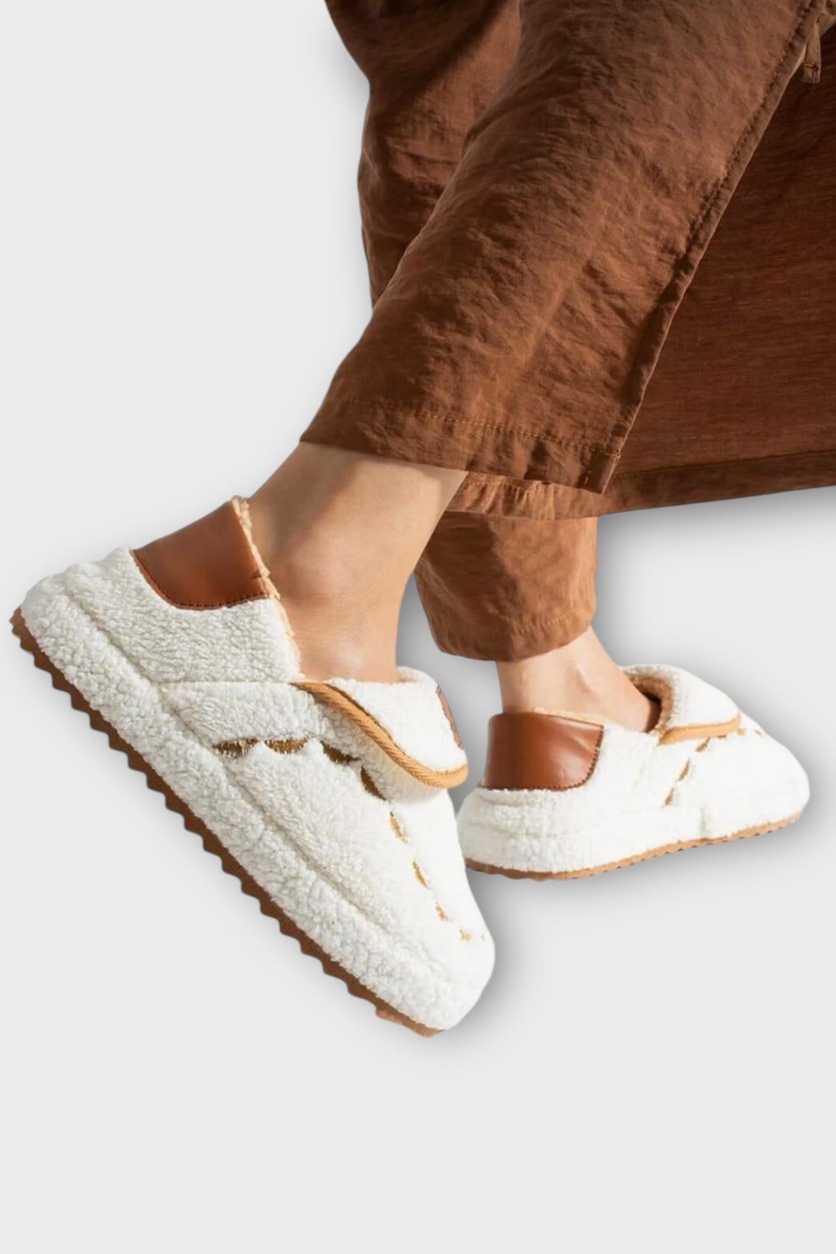 Pofuduk Ses Yapmaz Eva Taban Kadın Panduf BEYAZ - Görsel 5