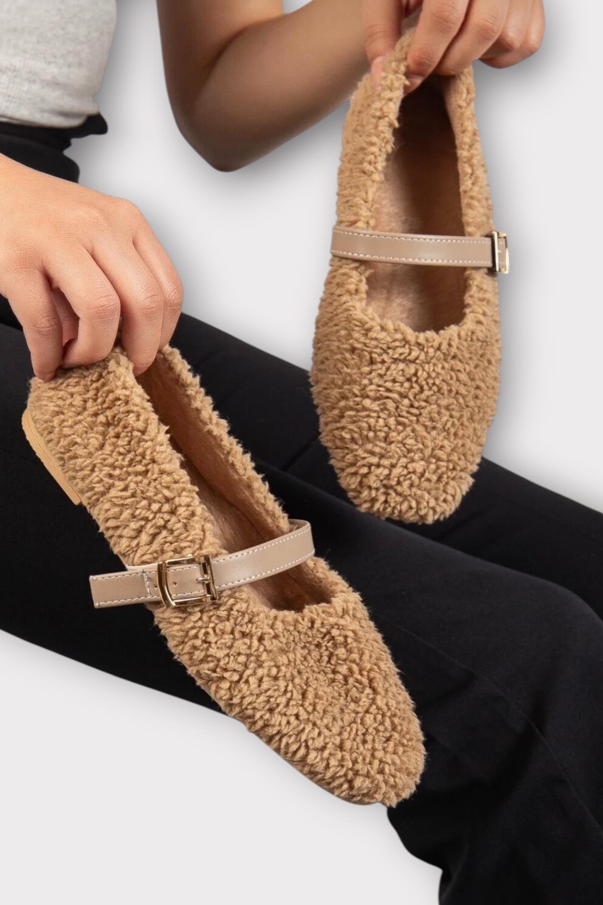 Yumuşak Peluş Ses Yapmaz Hafif Taban Kemerli Kadın Ev Babeti Panduf VİZON - Görsel 4