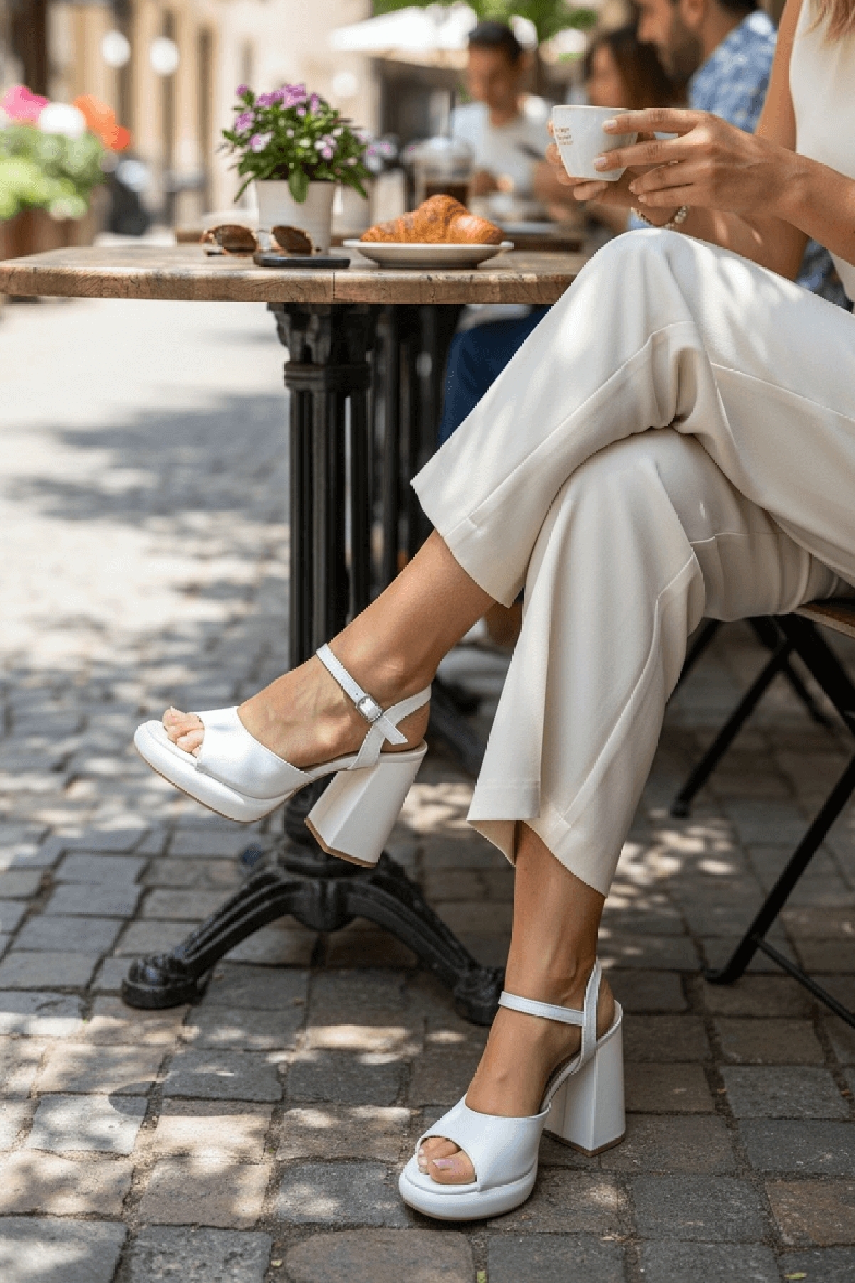 Bello Beyaz Cilt ( 9 Cm Topuk ) Platform Topuklu Günlük Ayakkabı - Görsel 4