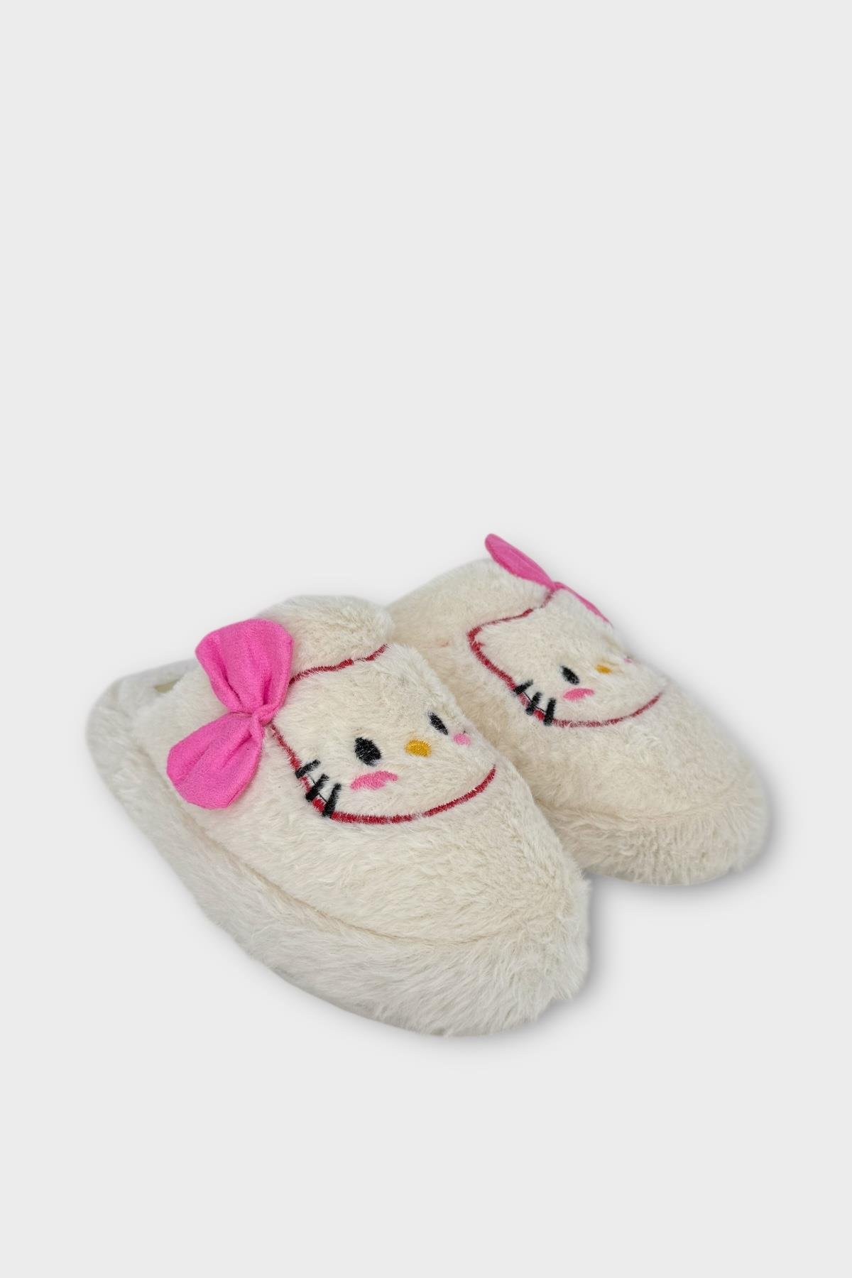 HelloKitty Figürlü Sıcak Tutan Kışlık Kadın Ev Terliği BEYAZ - KIRMIZI - Görsel 5