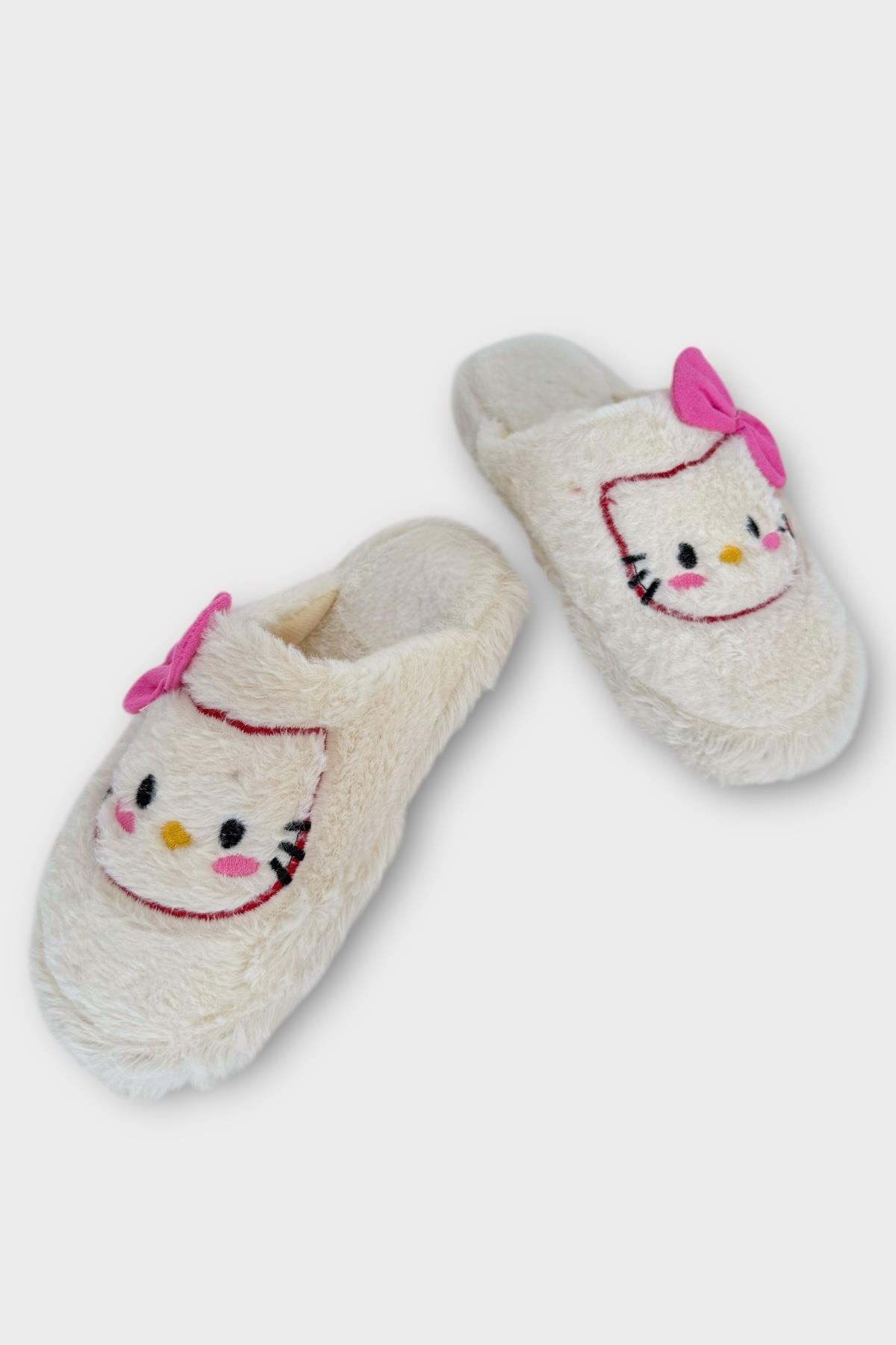 HelloKitty Figürlü Sıcak Tutan Kışlık Kadın Ev Terliği BEYAZ - KIRMIZI - Görsel 8