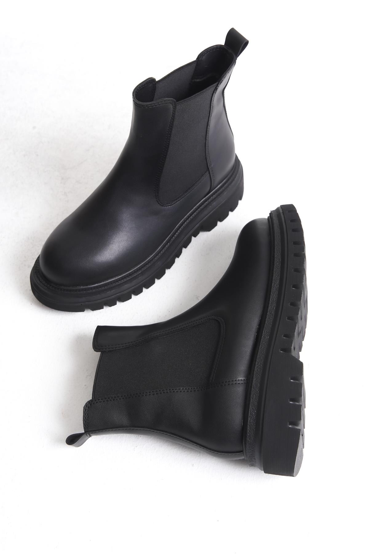 Chic Siyah Mat Günlük Lastikli Chelsea Bot - Görsel 3