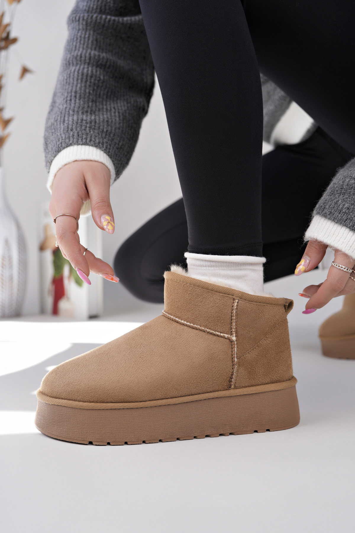 Kadın Garantili İçi Kürklü Hafif Taban Mini Bot Uggm.302 Vizon - Görsel 5