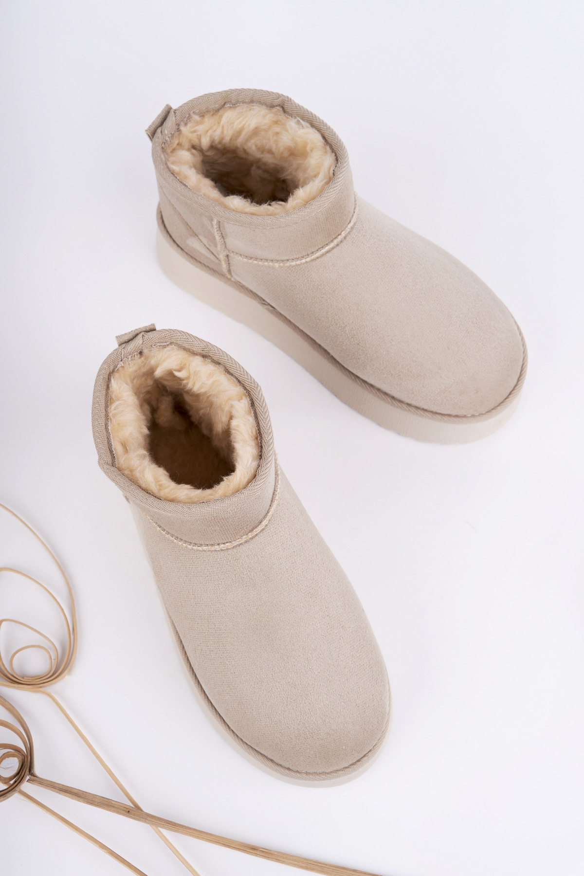 Kadın Garantili İçi Kürklü Hafif Taban Mini Bot Uggm.302 Bej - Görsel 6