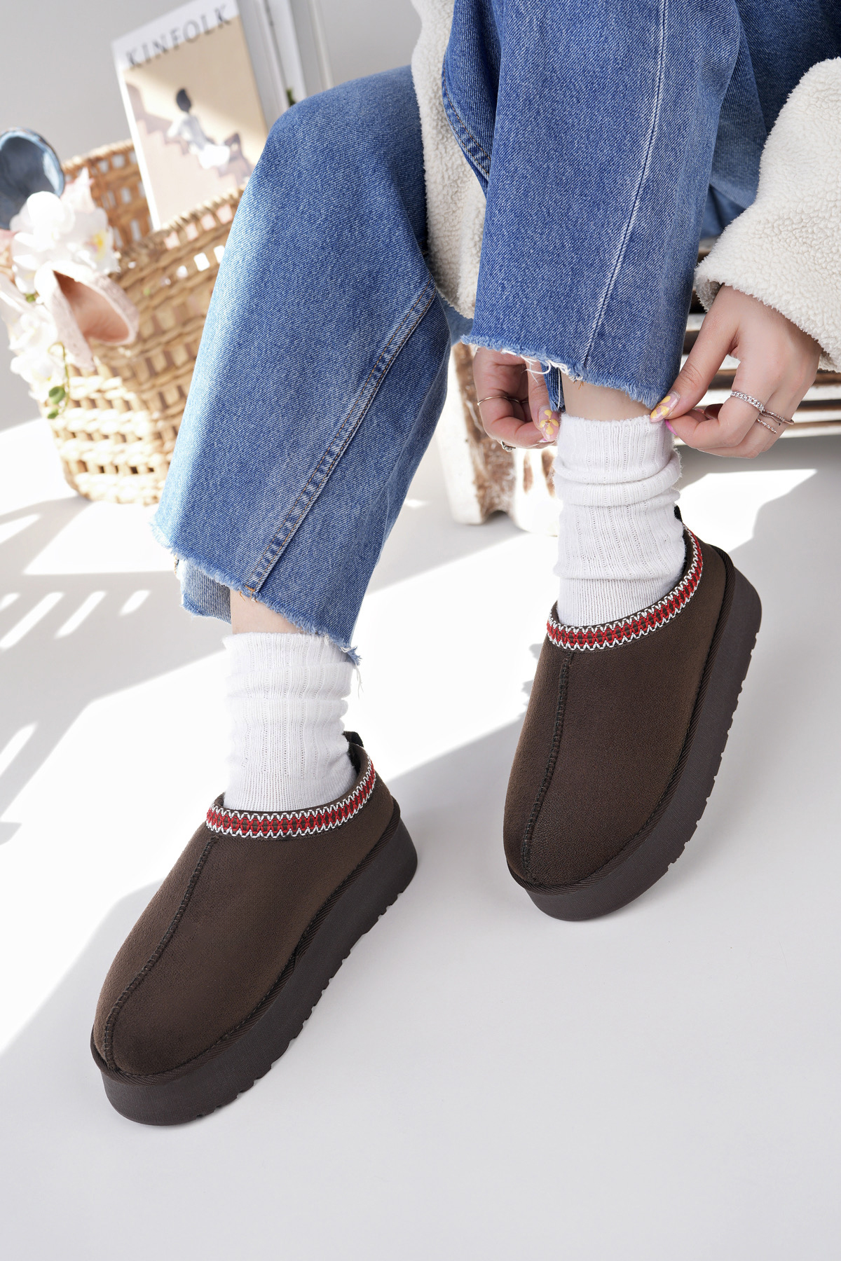 Kadın Garantili İçi Kürklü Hafif Yüksek Taban Mini Sabo Ev Terliği UggSabo.303 Kahve - Görsel 6