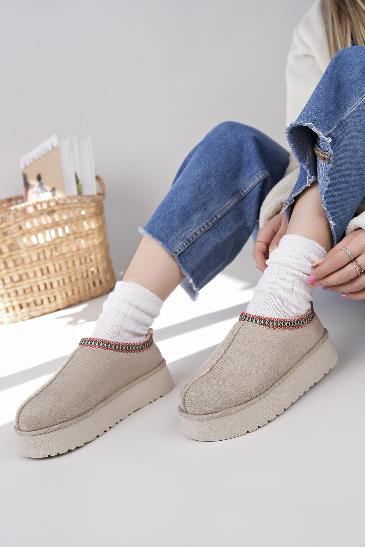 Kadın Garantili İçi Kürklü Hafif Yüksek Taban Mini Sabo Ev Terliği UggSabo.303 Bej - Görsel 5