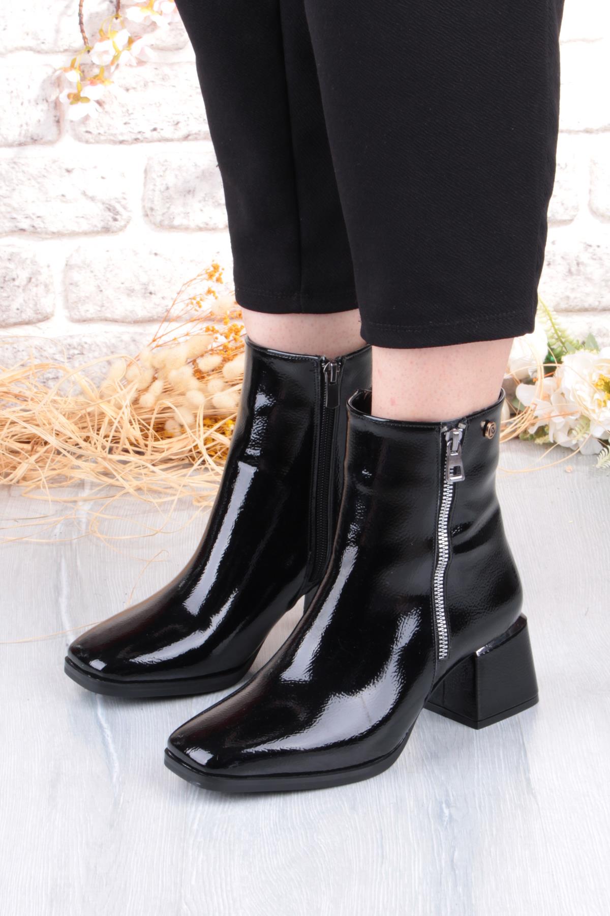 54971 Açma Kırışık Fermuar Detaylı Kalın Topuklu Kadın Bot - Görsel 5