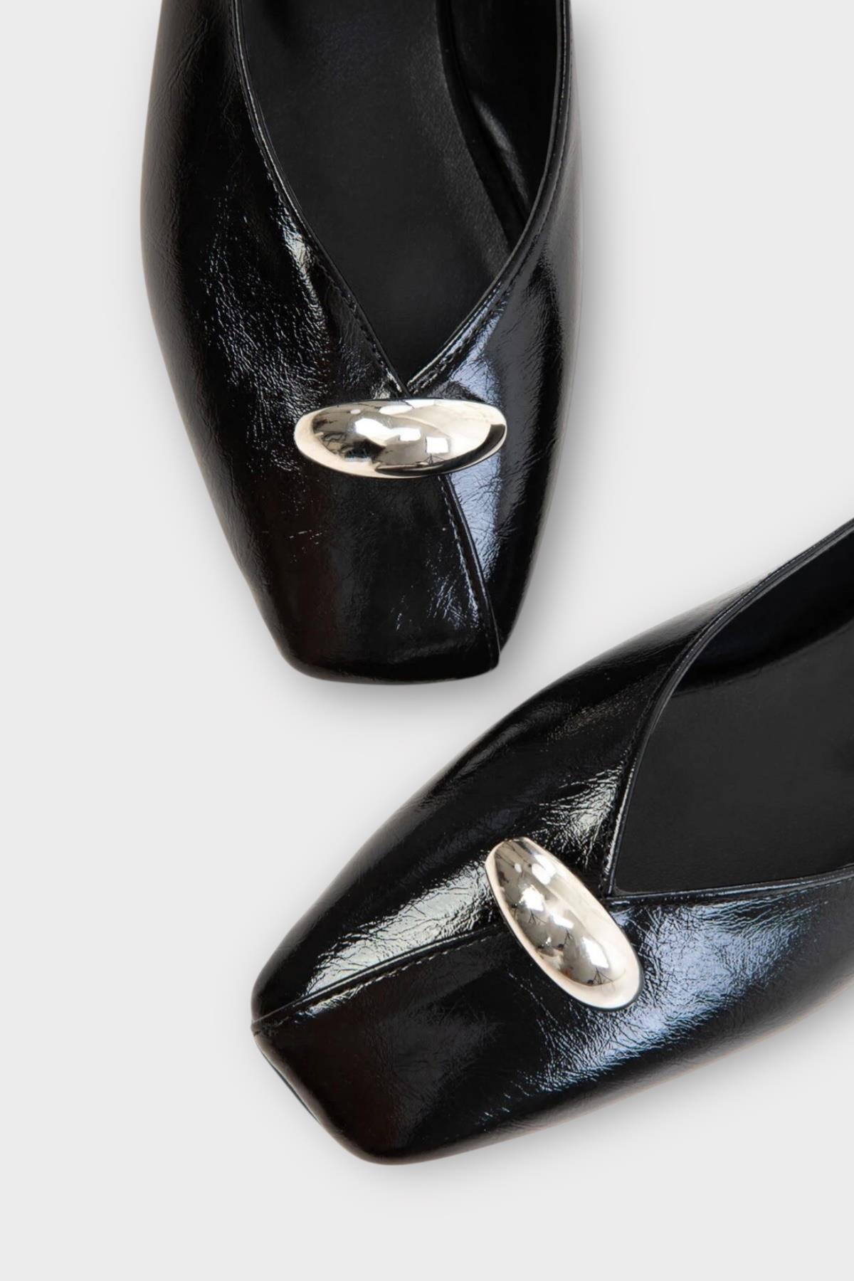 Kare Burun Toka Detaylı Kadın Babet SİYAH - Görsel 8