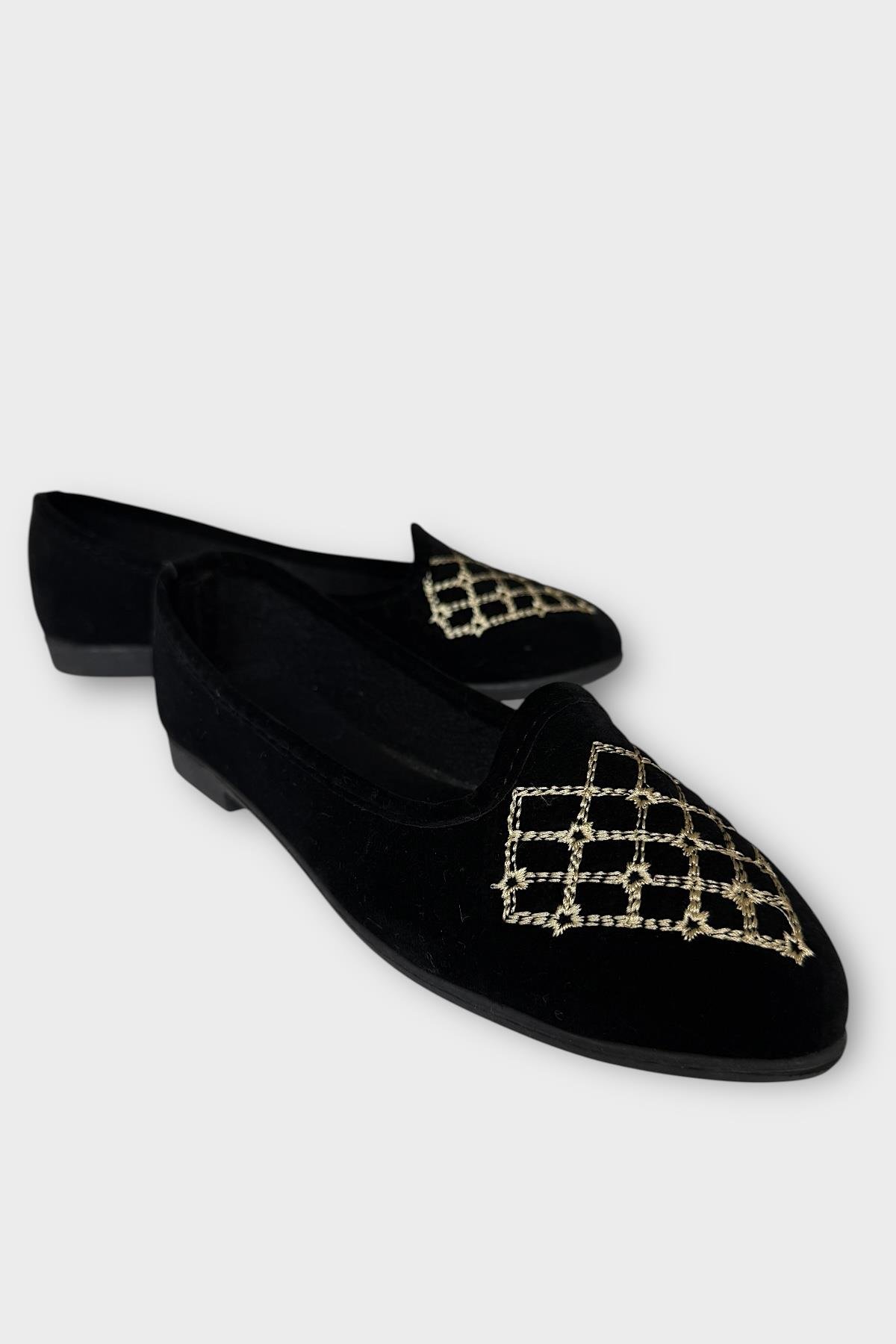 Kadın Günlük Nakış Detaylı Ev Babet SİYAH - KREM - Görsel 3