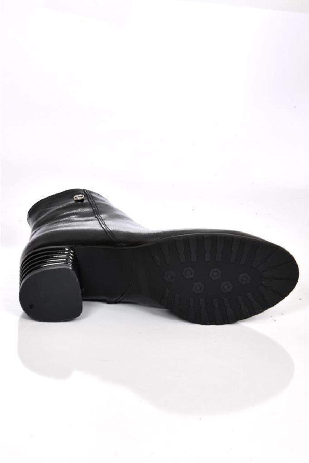 PC-52007 Siyah Kırışık Fermuarlı Topuklu Kadın Klasik Bot - Görsel 6
