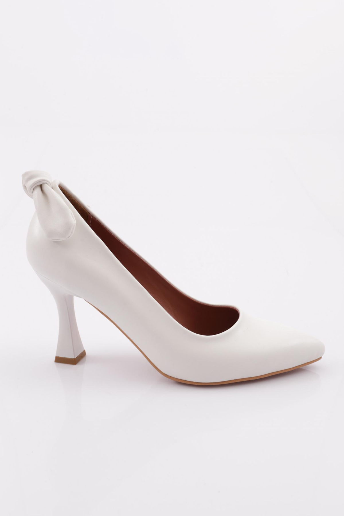 700 Kadin Sivri Burun Parmak Dekolteli Arka Fiyonklu Kadeh Topuk Ayakkabi - Görsel 2