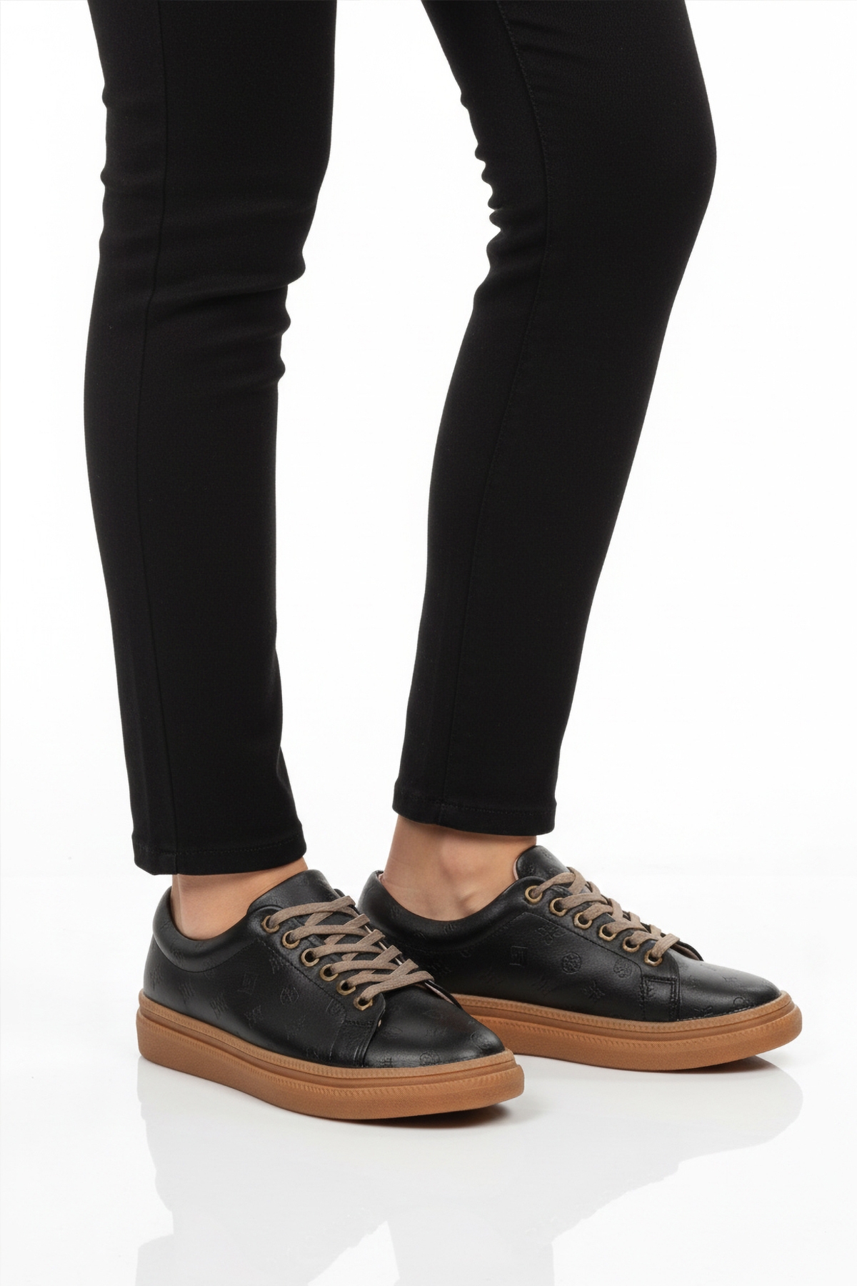 Siyah Bağcıklı Kadın Casual Ayakkabı - Görsel 2