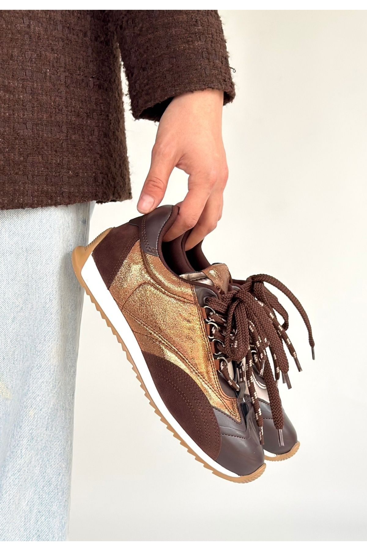 Kahverengi Paraşüt Detaylı Bağcıklı Kadın Spor Ayakkabı - Görsel 3