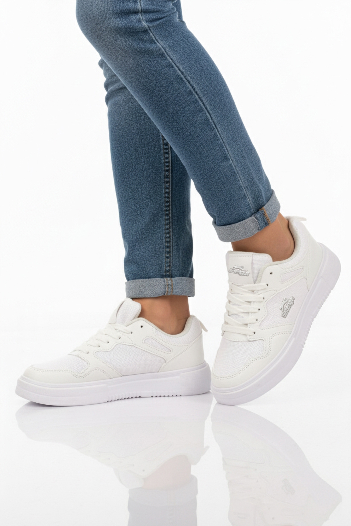 Beyaz Bağcıklı Unisex Spor Ayakkabı - Görsel 2