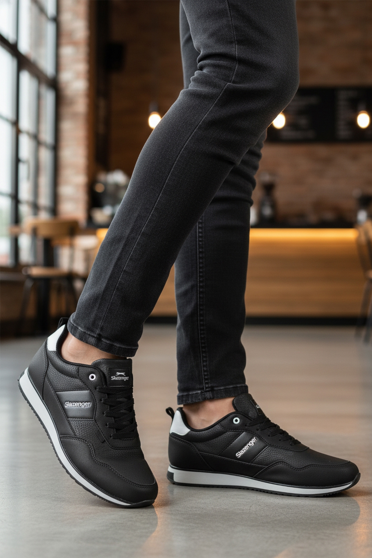 Siyah Beyaz Bağcıklı Erkek Spor Ayakkabı - Görsel 4