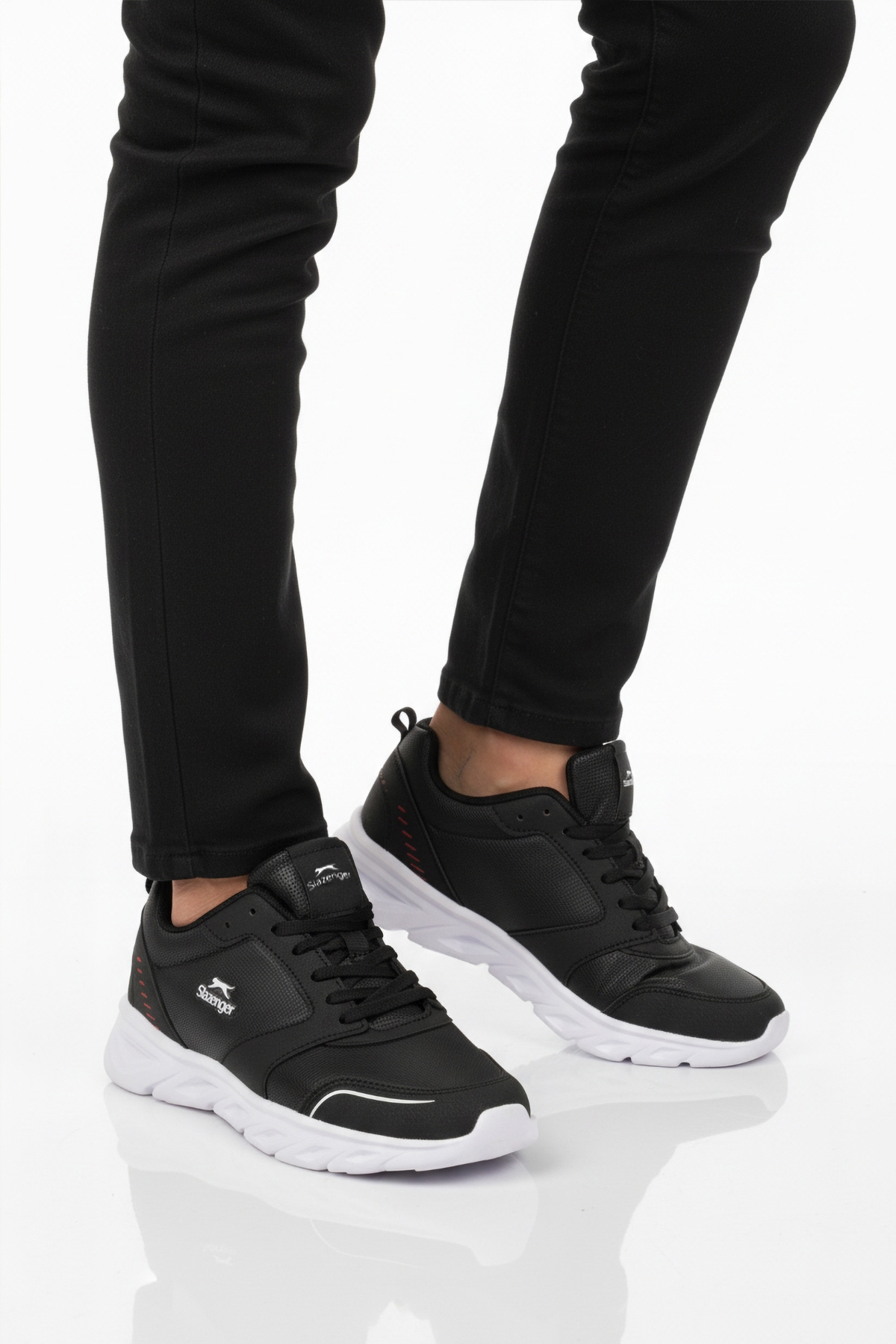 Siyah Beyaz Bağcıklı Erkek Spor Ayakkabı - Görsel 2