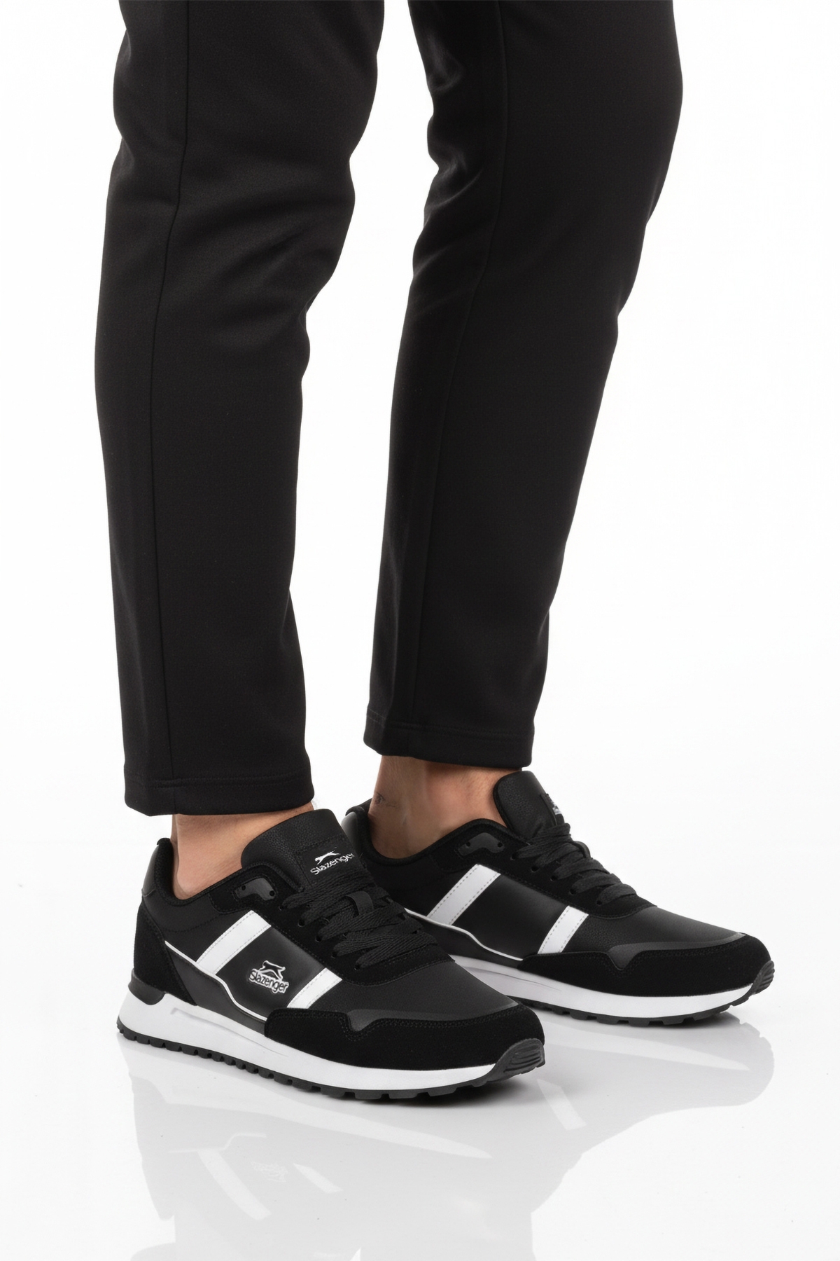 Siyah Beyaz Bağcıklı Erkek Spor Ayakkabı - Görsel 2